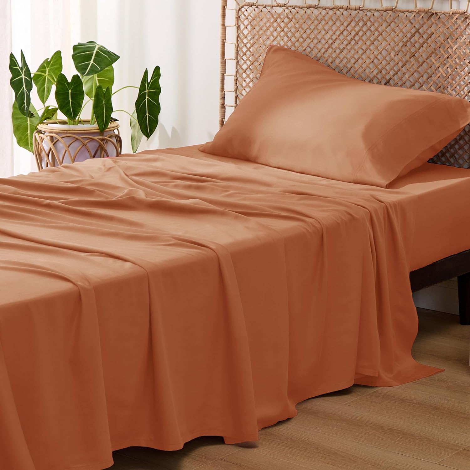 Cooling Sheets Twin Set for Hot Sleepers - Soft Bamboo Bedding