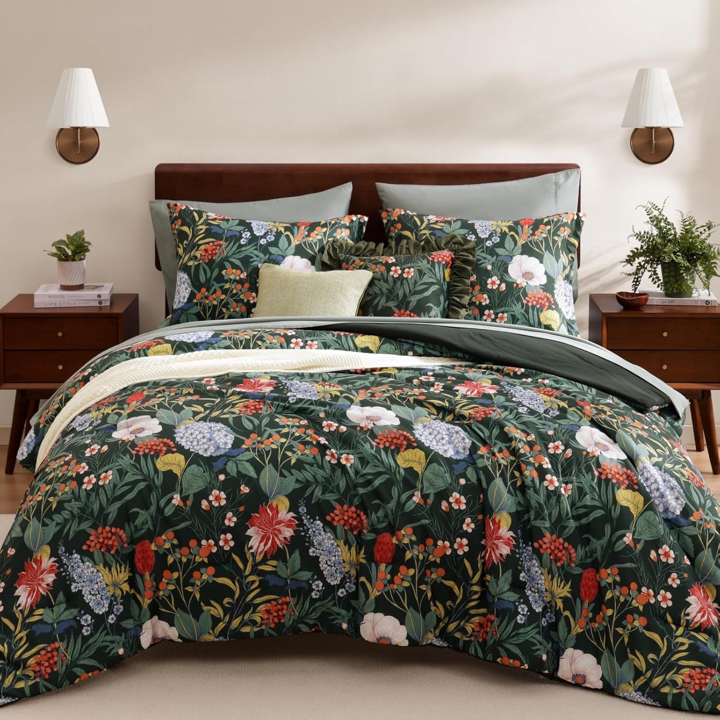 WRENSONGE Queen Comforter Set with Green Botanical Floral Design