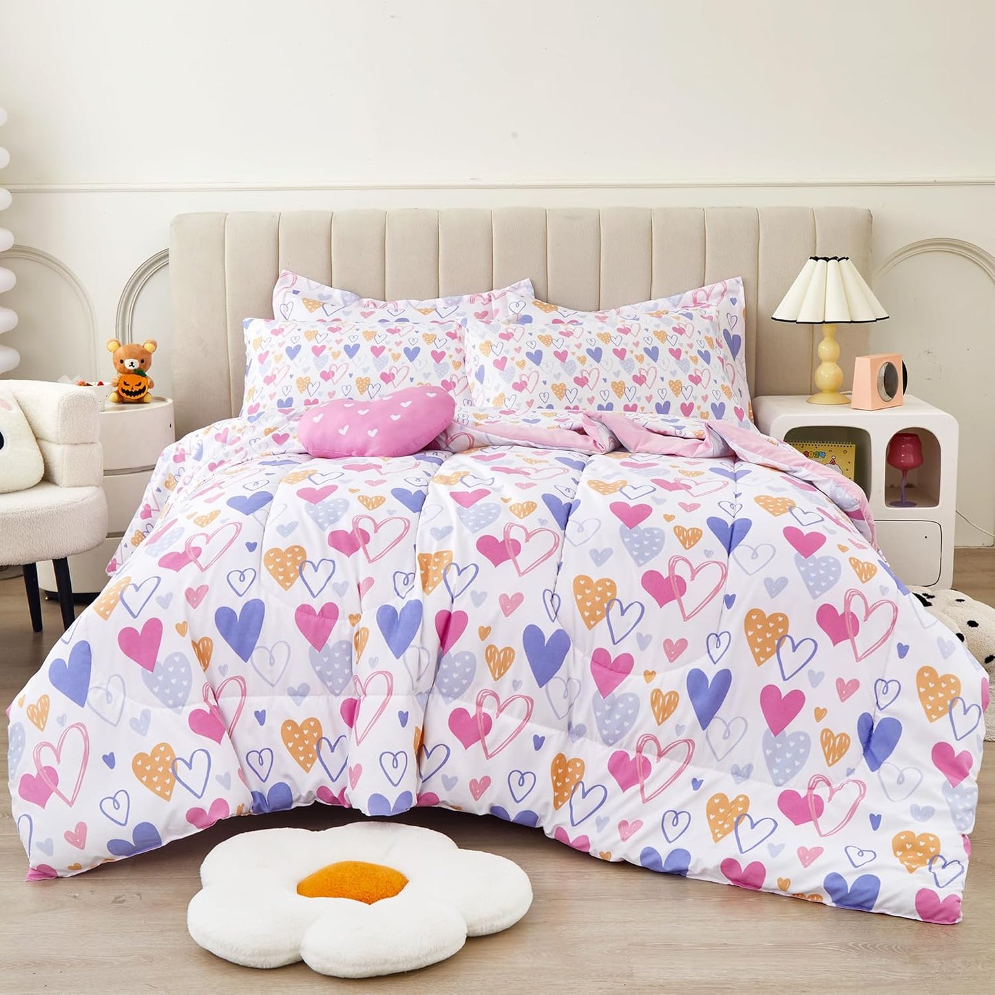 Mooreeke Full Size Comforter Set for Kids with Heart Design