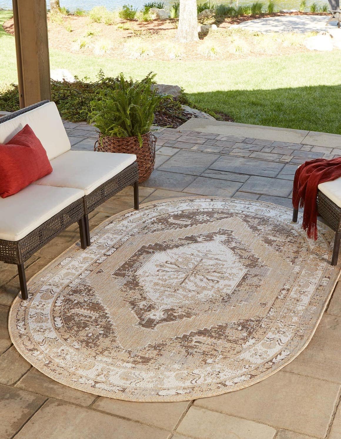 Unique Loom Outdoor Traditional Collection Area Rug - Valeria