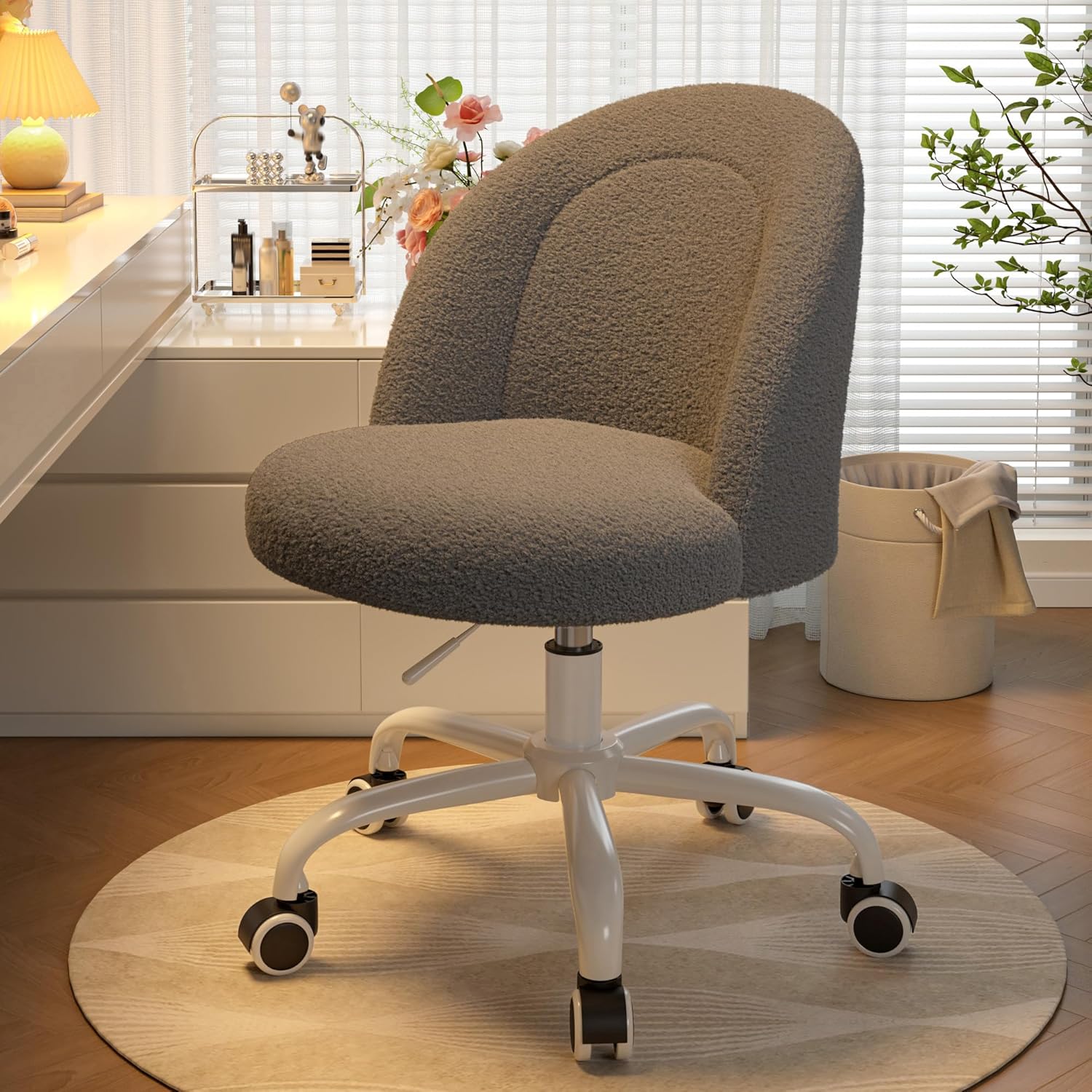 Vanity Chair with Back, Cute Desk Chair for Small Spaces
