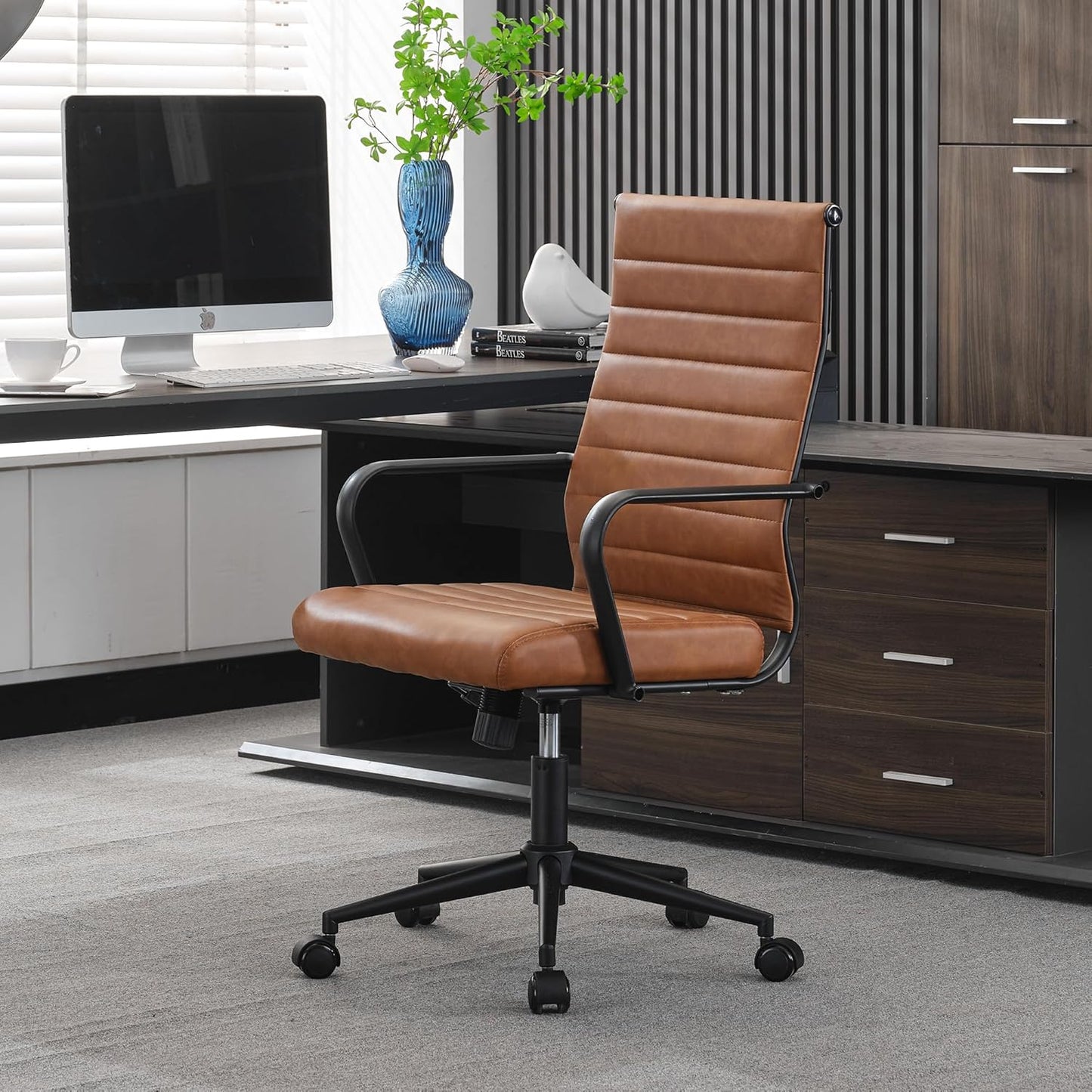 Okeysen Leather Office Desk Chair for Modern Workspaces