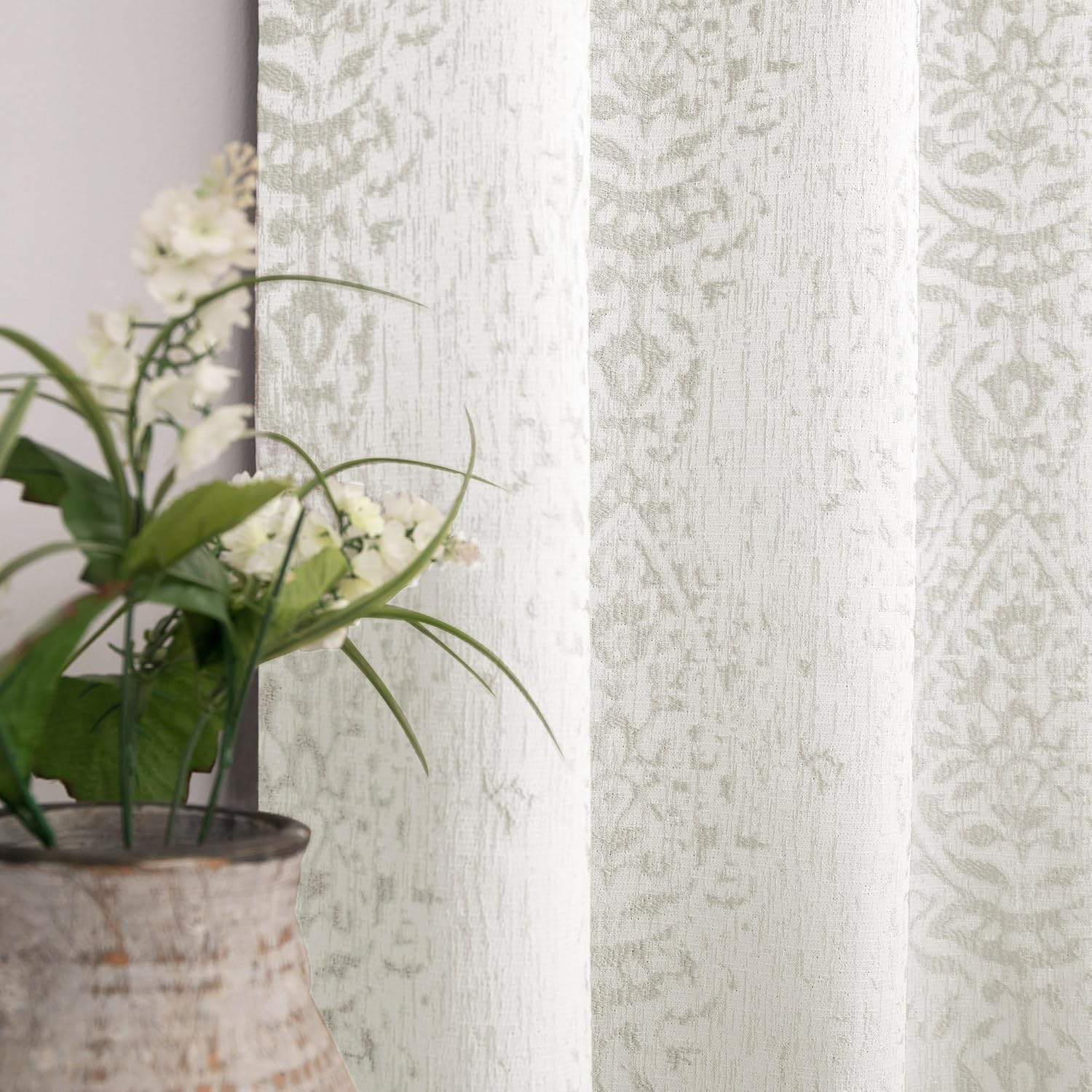 Mrs.Naturall Cream Damask Moroccan Pattern 3D Jacquard Curtains