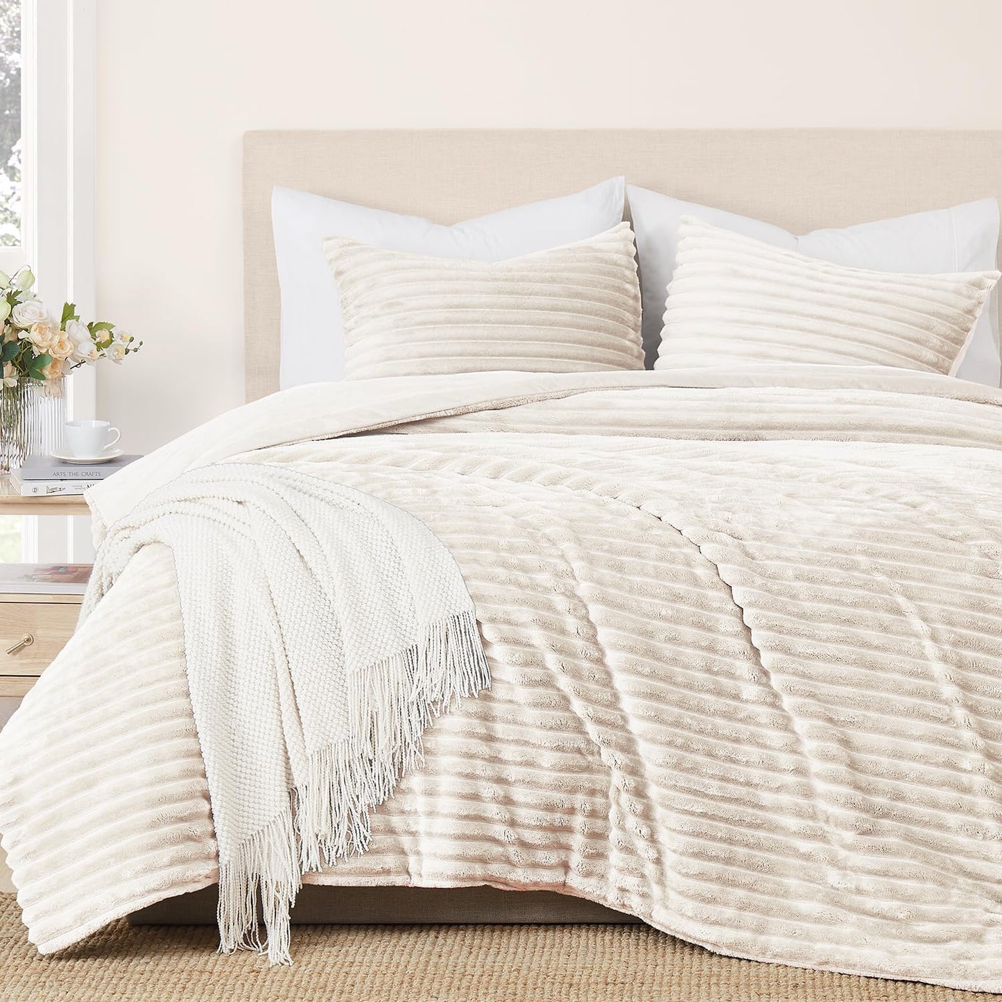 Geniospin King Size Comforter Set Ivory for Cozy All Season Use