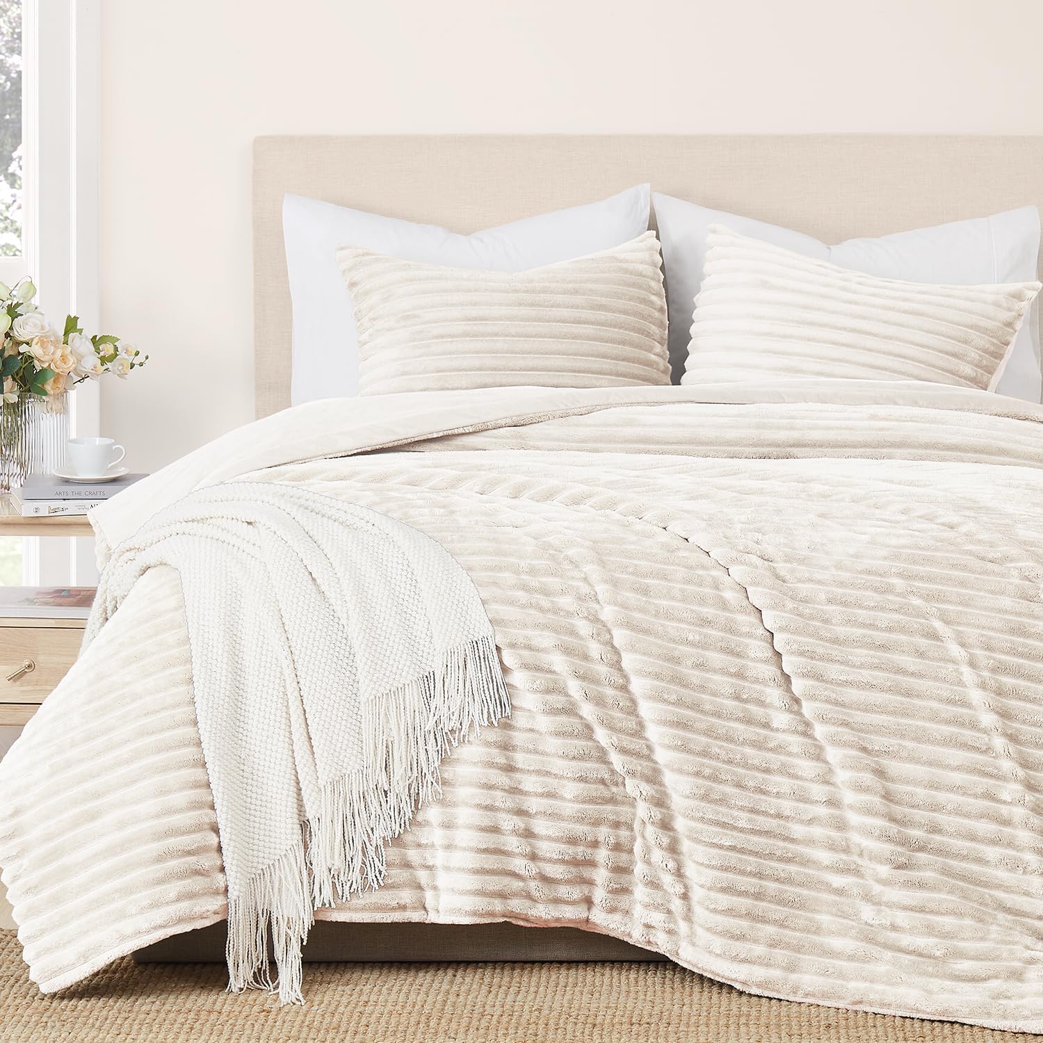 Geniospin King Size Comforter Set Ivory for Cozy All Season Use