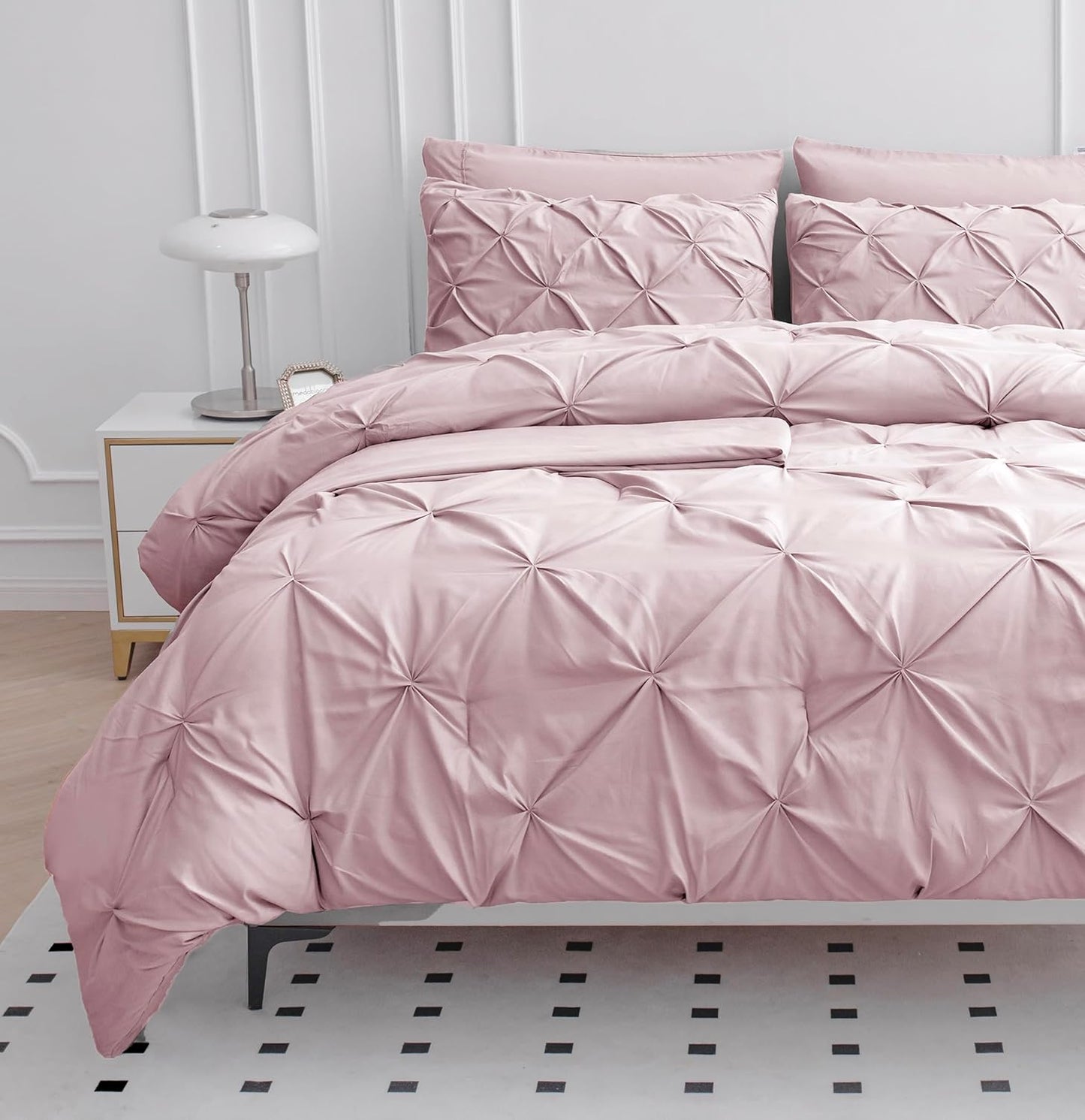 Twin XL Comforter Set by Lane Linen - 5-Piece Bedding Set