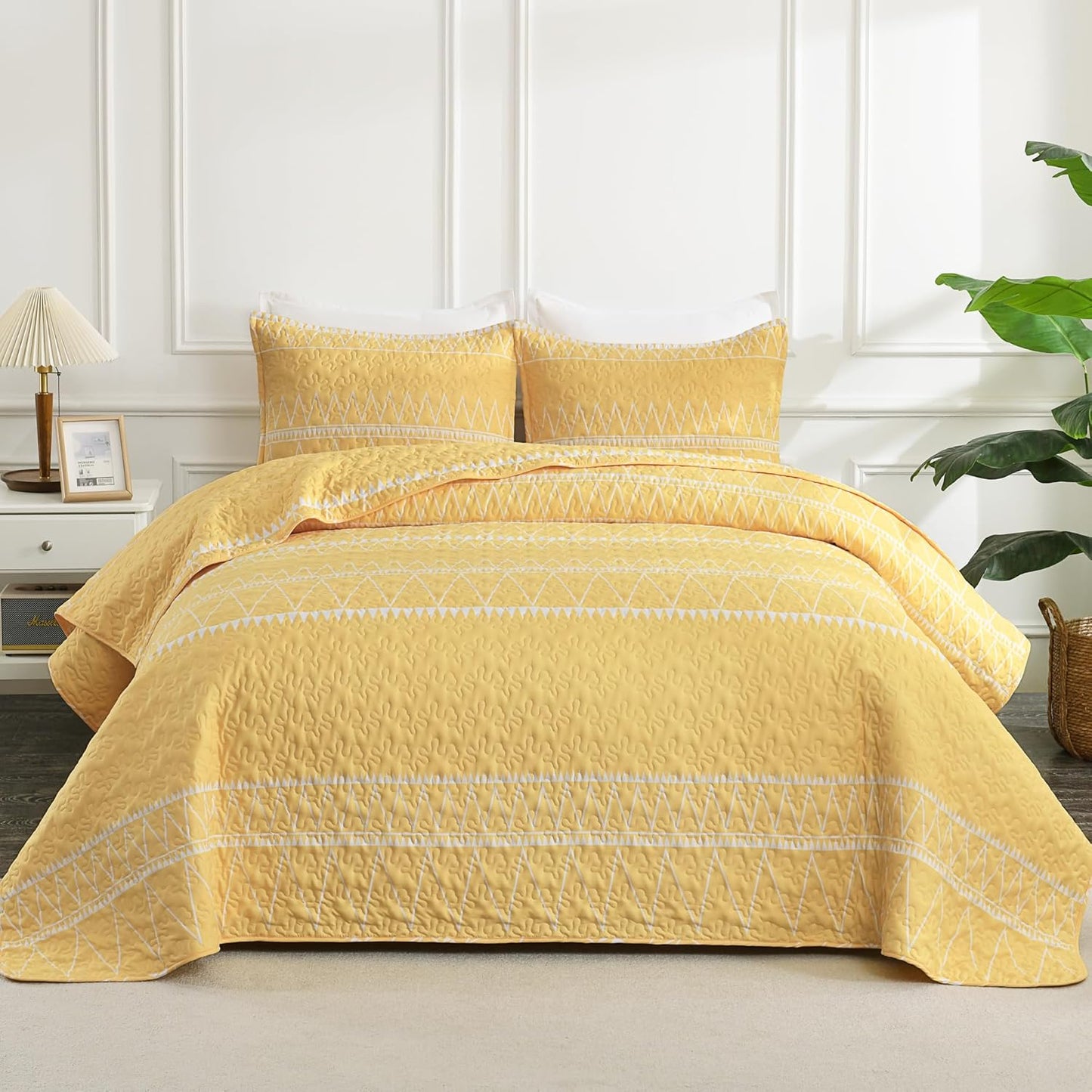 Andency Yellow Quilt Set Oversized Super King for All Seasons