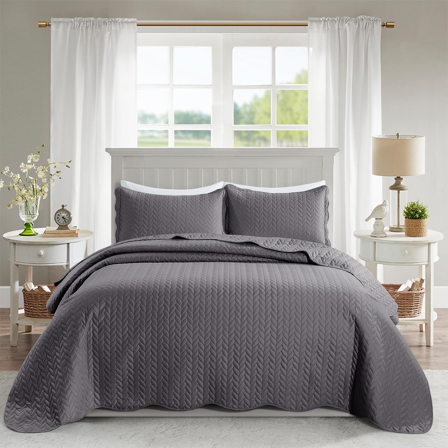 Queen Size Bedspread Set with Embossed Design for All Seasons