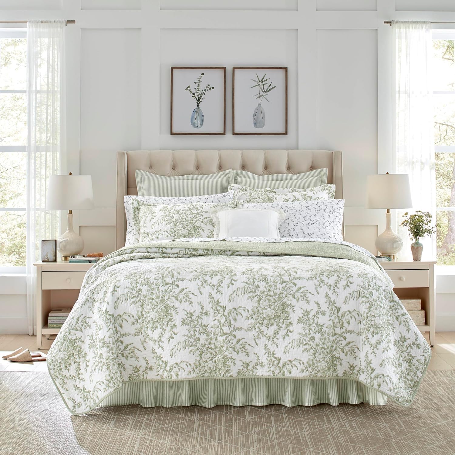 Laura Ashley Queen Quilt Set - Cotton Reversible Bedding Decor