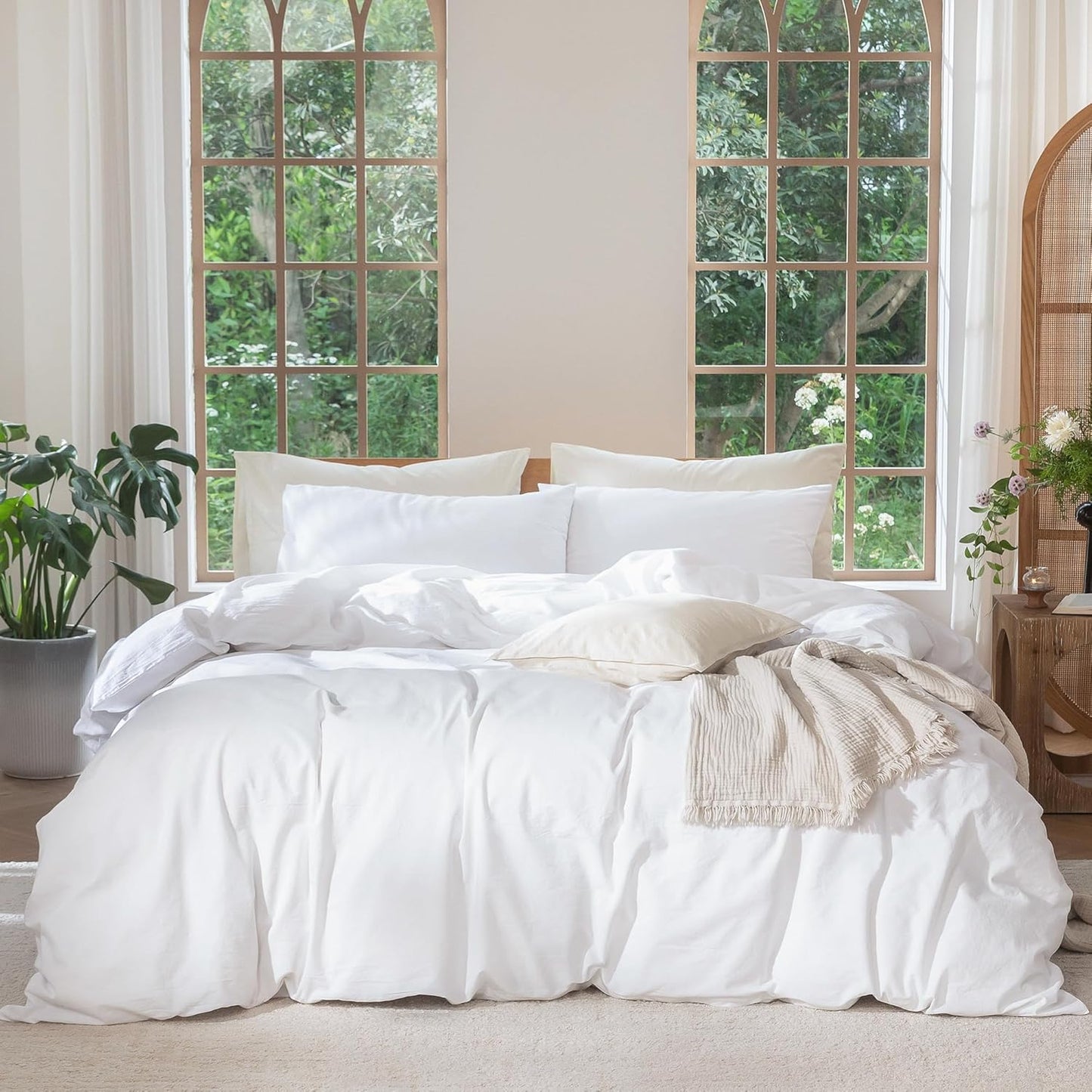 MooMee Bedding Duvet Cover Set in Bright White for Cal King Beds