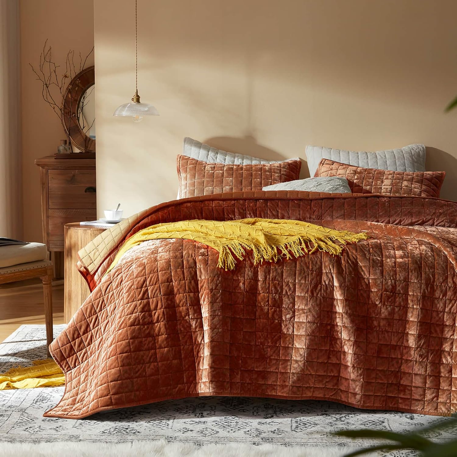 LEAONME Velvet Quilt California King Set for Luxurious Comfort