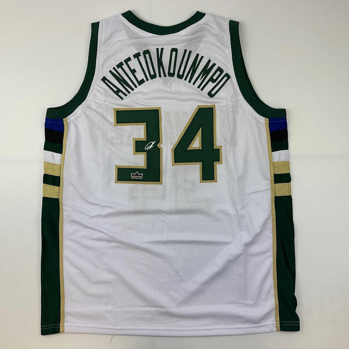 Facsimile Autographed Giannis Antetokounmpo Jersey for Fans
