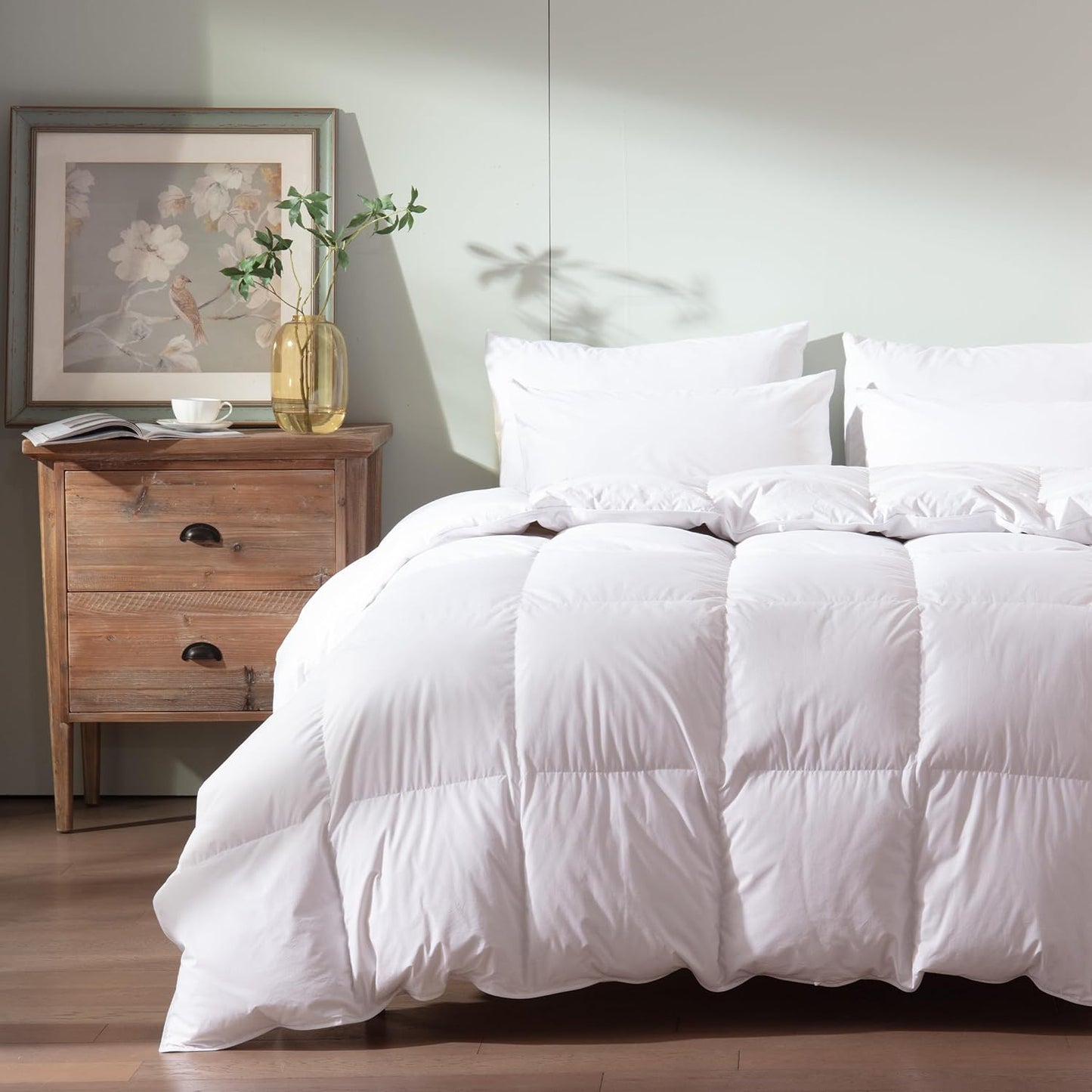 Feather Down Comforter Queen Size for Ultimate Sleep Comfort