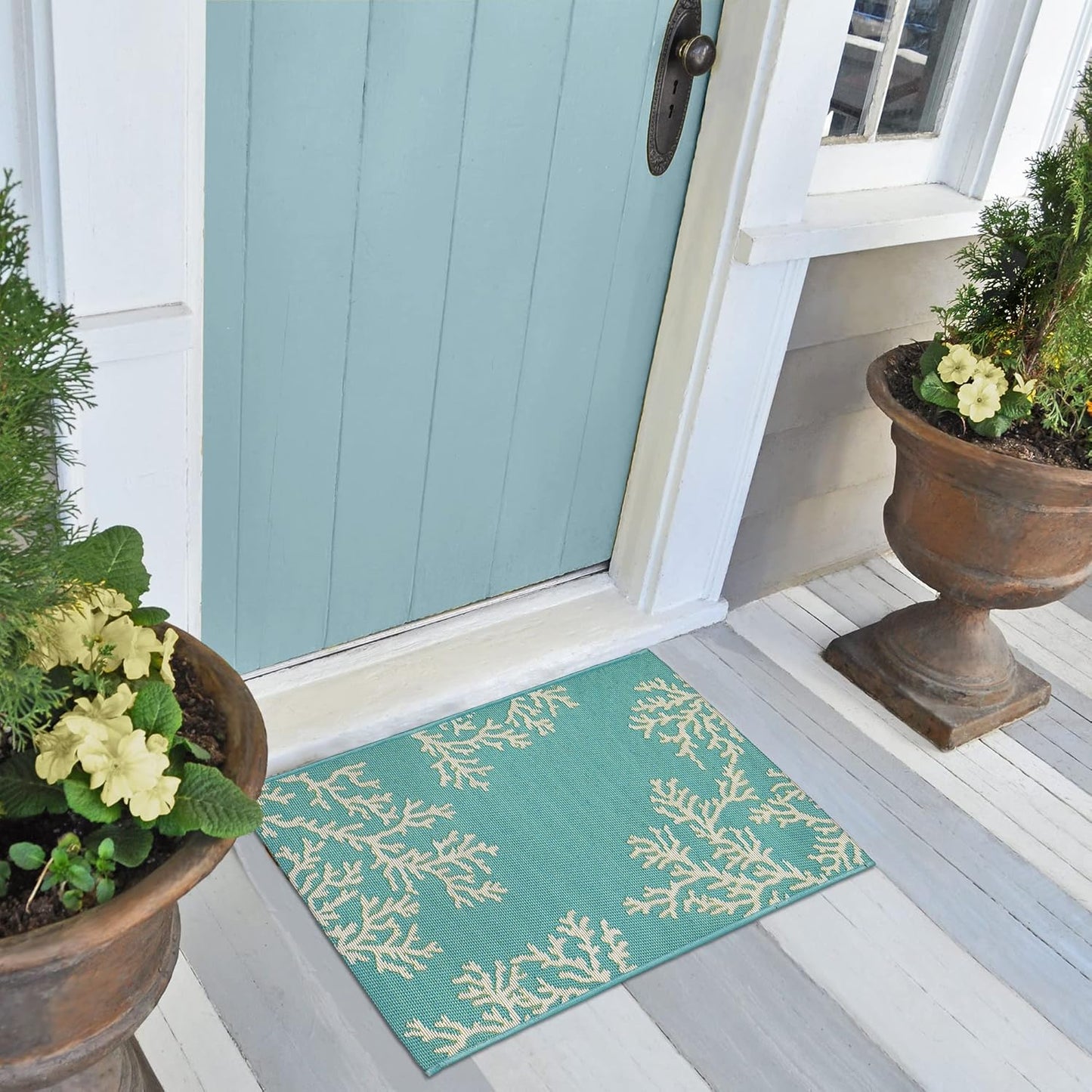 Liora Manne Esencia Indoor/Outdoor Mat with Coral Edge Design