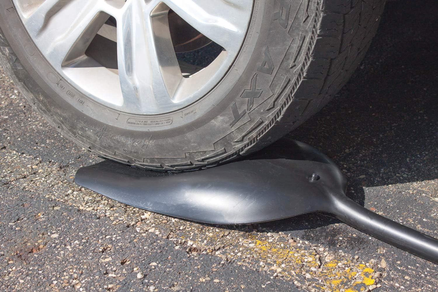 Bully Tools 42-Inch One-Piece Poly Scoop/Shovel for Easy Use