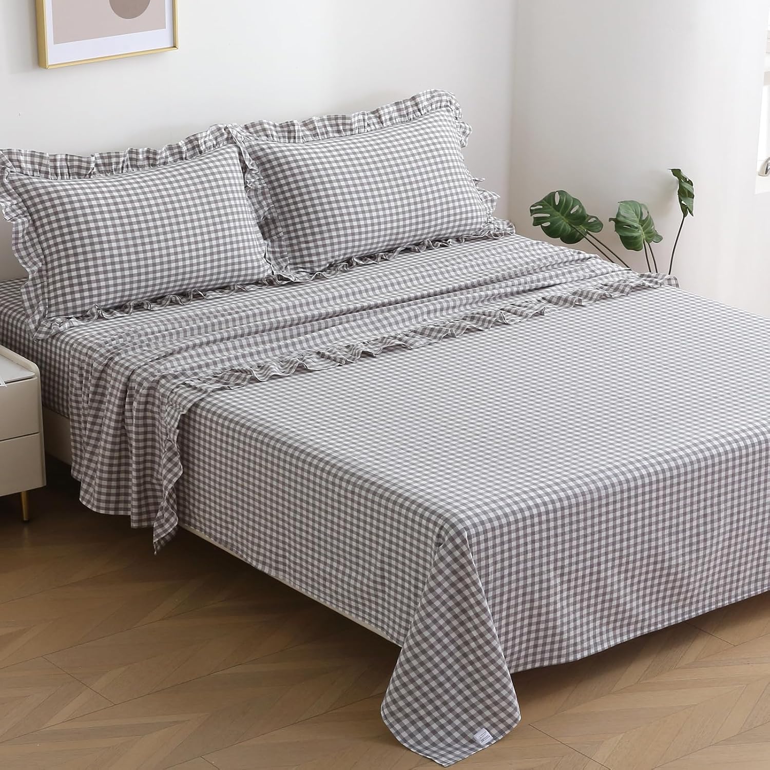 Grey White Plaid Ruffle Gingham Sheets Queen Size 4-Piece Set