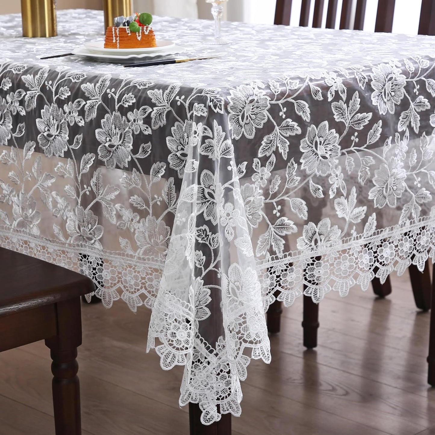 Elegant Lace White Table Cloth for Outdoor and Indoor Events