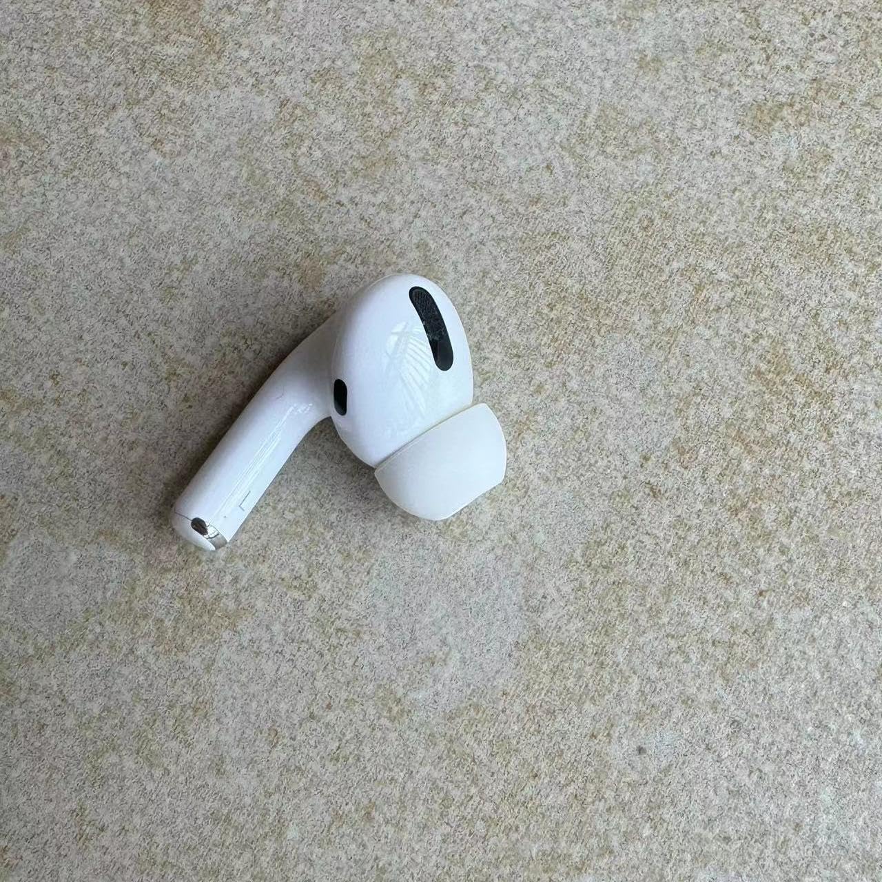 A2084 Left Earbud Replacement for Original AirPod Pro 1st Gen