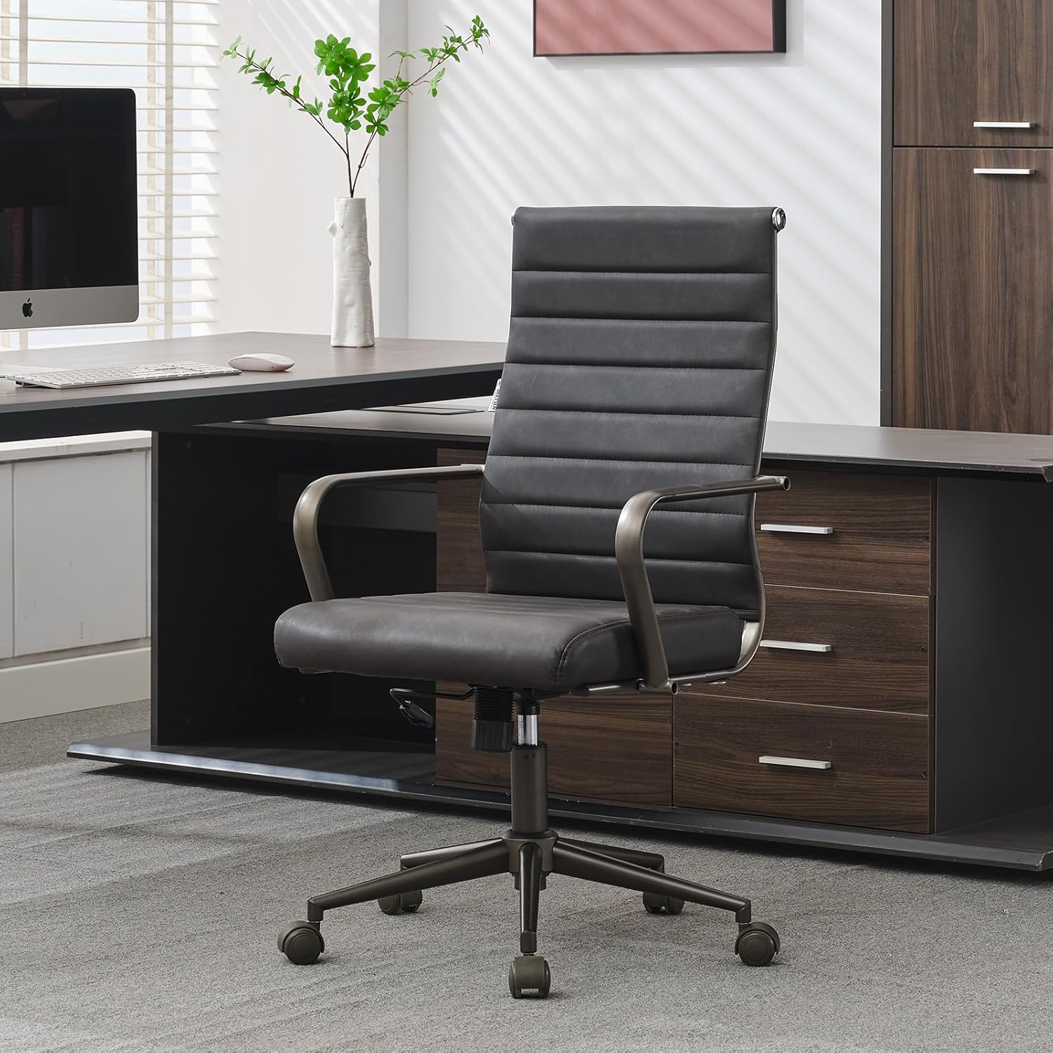 Okeysen Leather Office Desk Chair: Ergonomic Modern Design