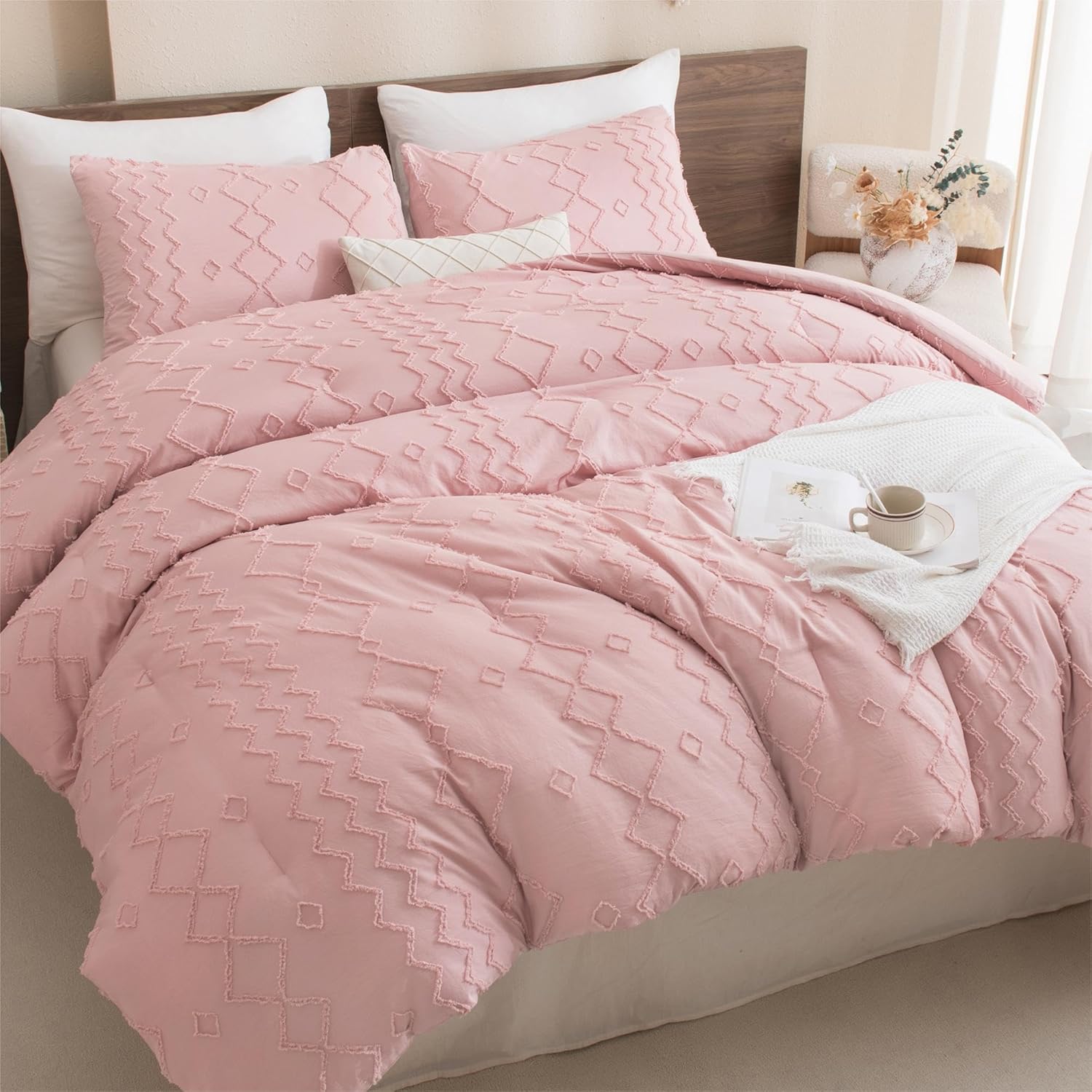 Andency Pink Tufted Comforter Set Queen for Cozy Bedrooms