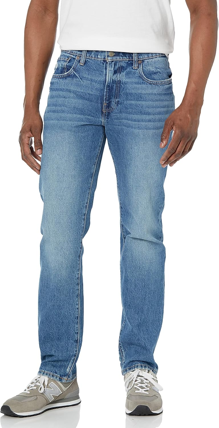 Lucky Brand Mens Easy Rider Bootcut Jean for Effortless Style