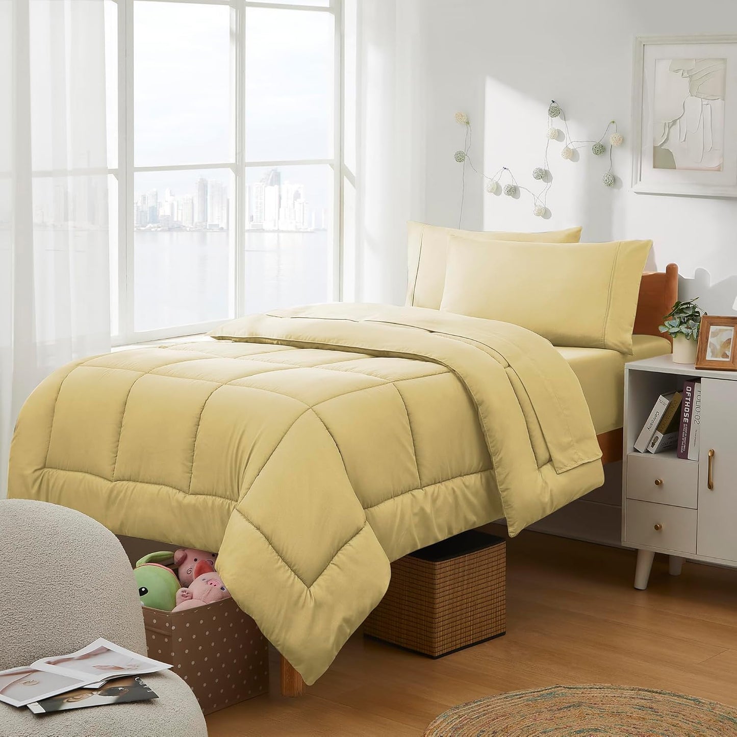 Dorm Room Essentials Twin Size Comforter Set for College Students