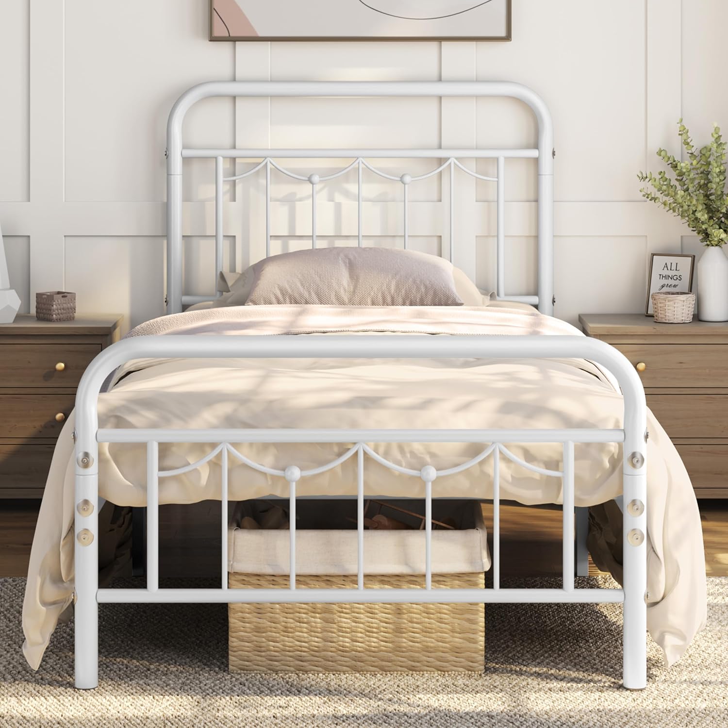 Yaheetech Twin Size Metal Bed Frame with Vintage Headboard