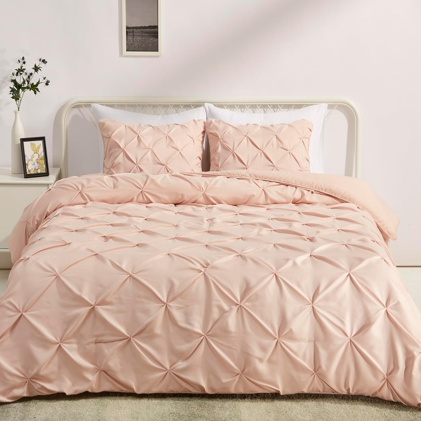 Queen Size Comforter Set with Pinch Pleat Design for Elegance