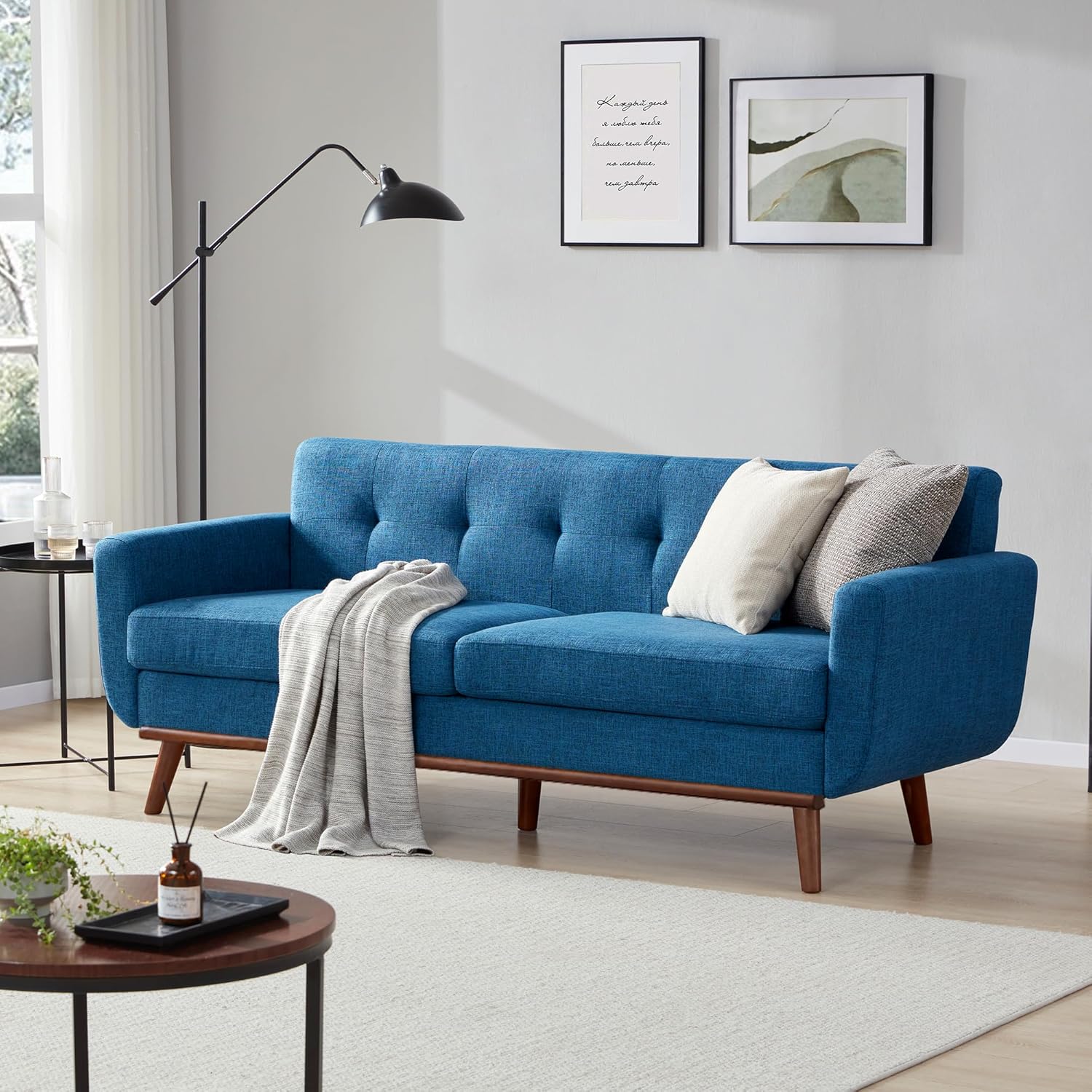 Spacious and Comfortable Loveseat Sofa for Modern Living Rooms
