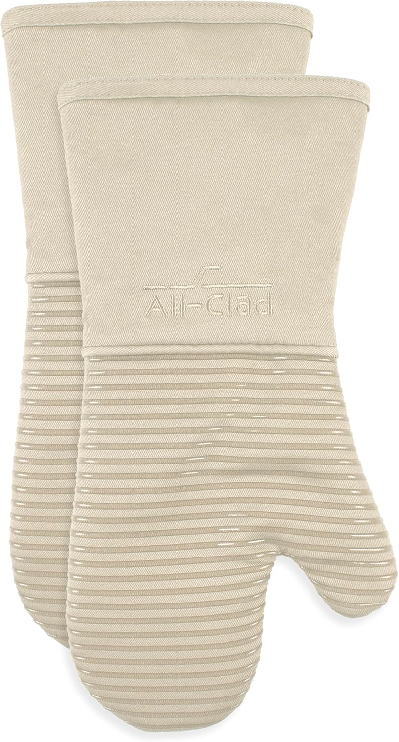 All-Clad Silicone Oven Mitts: Heat Resistant Kitchen Essential