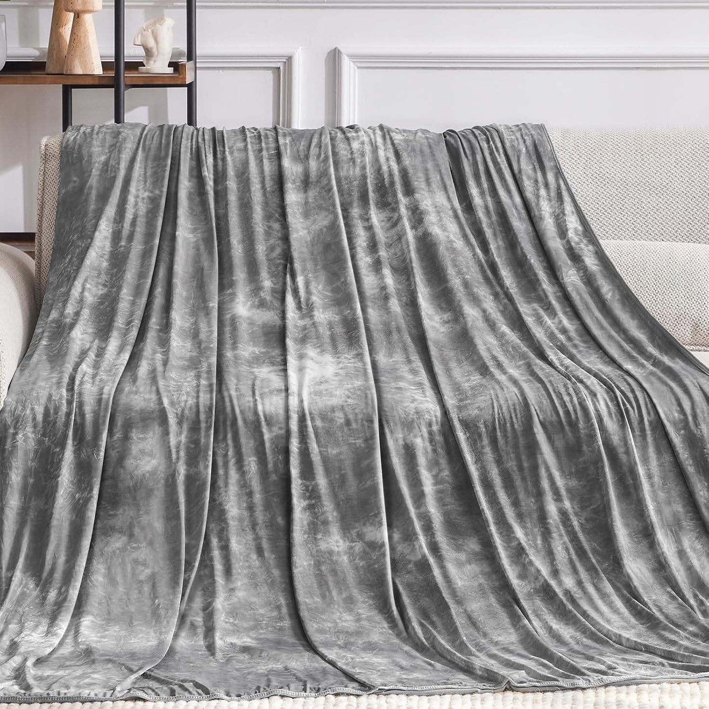 Guohaoi Cooling Throw Blanket for Hot Sleepers, 60x90 in