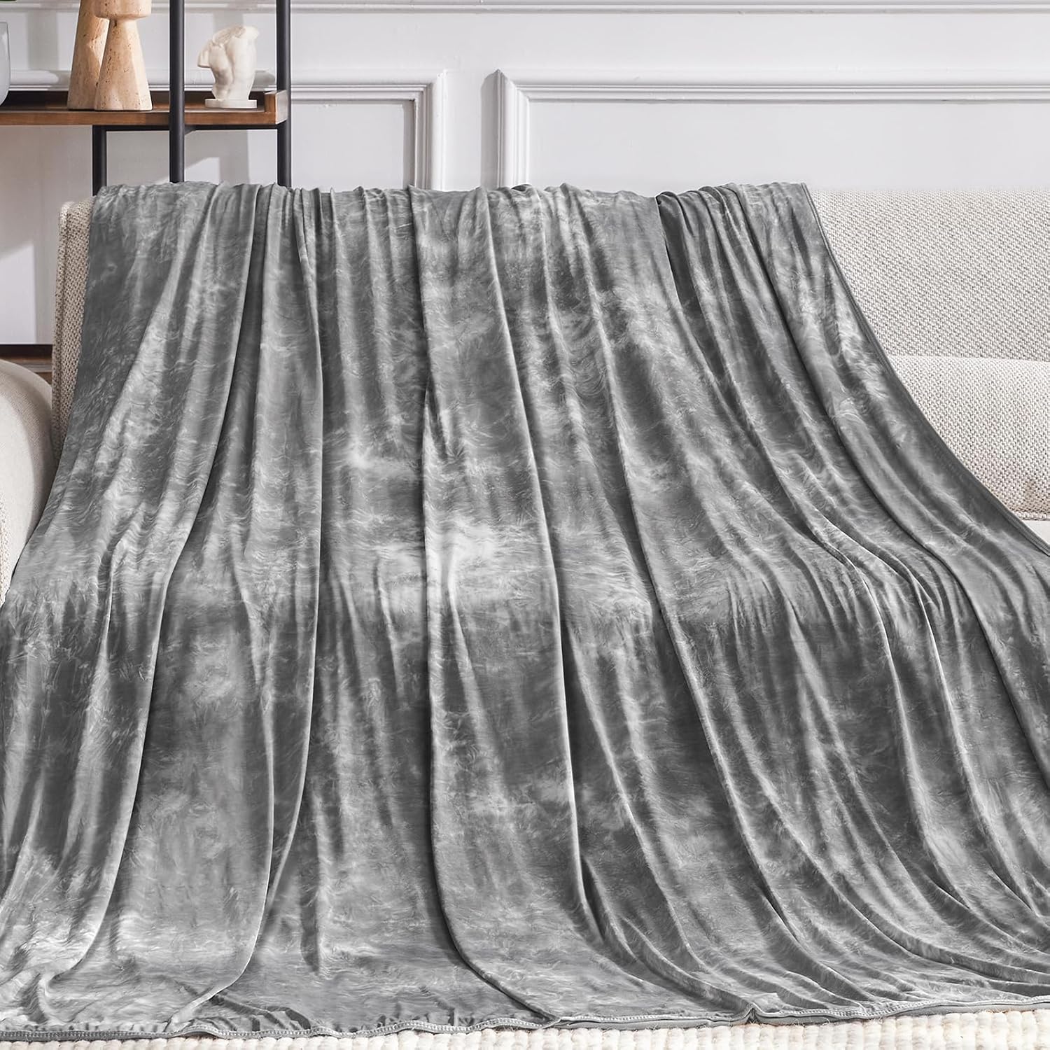 Guohaoi Cooling Throw Blanket for Hot Sleepers, 60x90 in