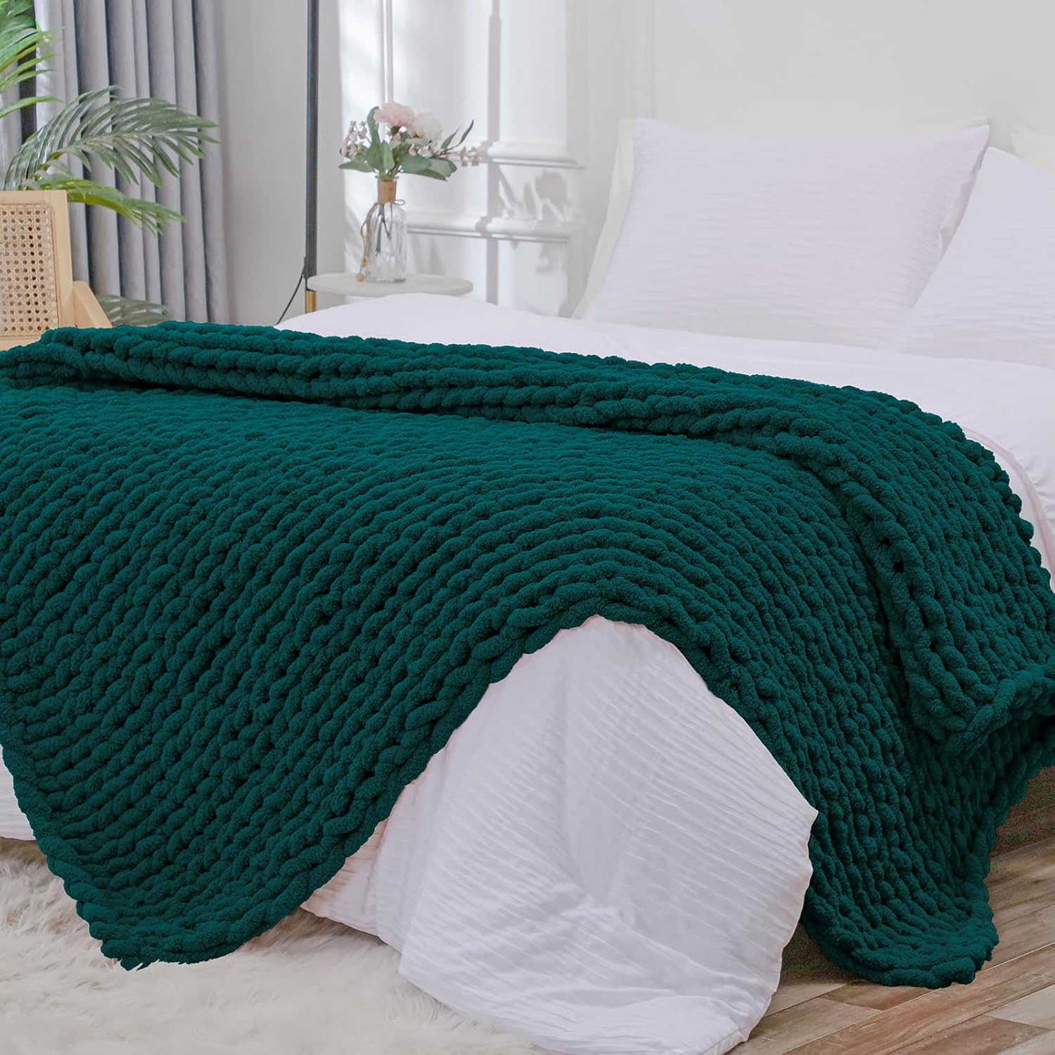 Bigacogo Chunky Knit Throw Blanket for Couch, Cozy Soft Design
