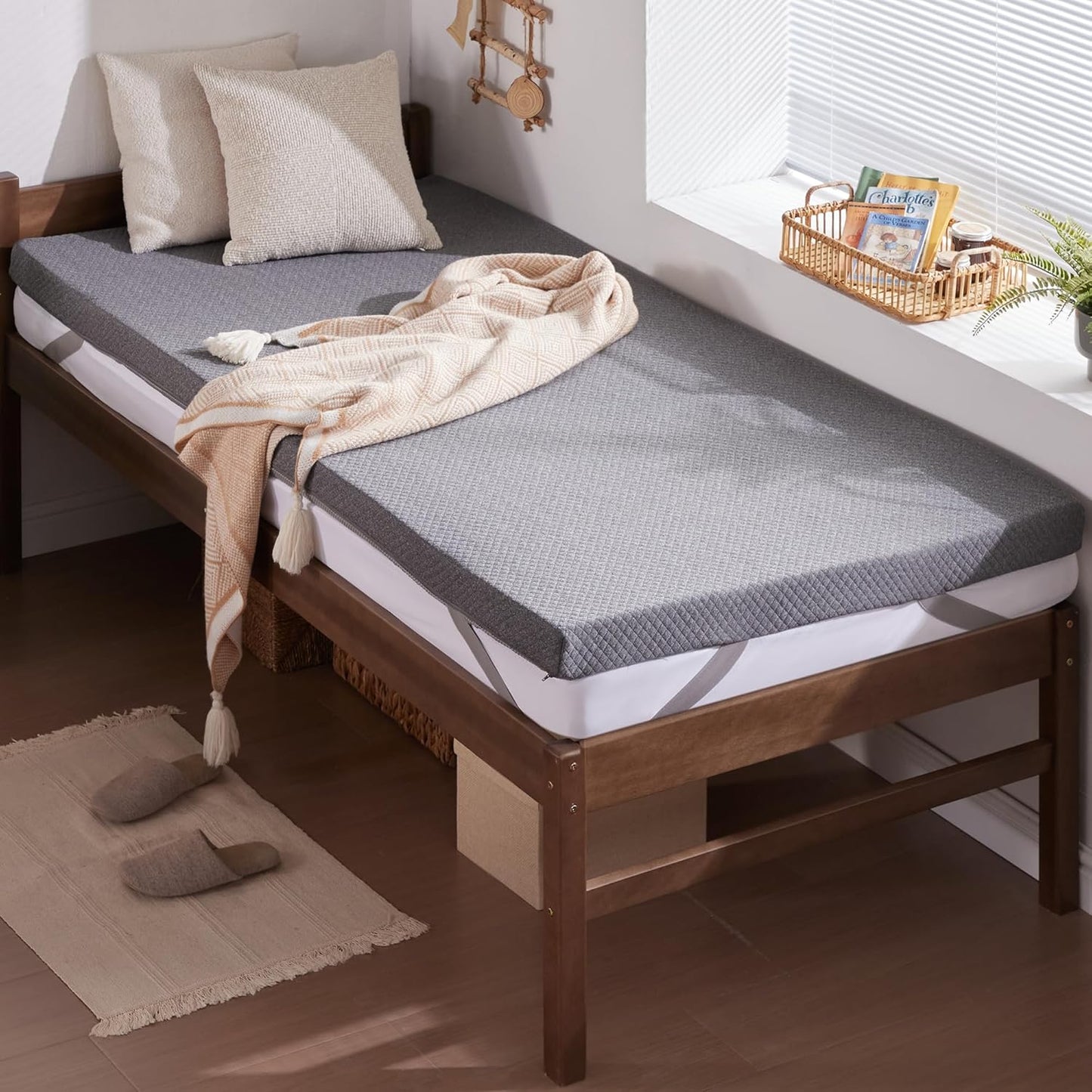 Gel Memory Foam Mattress Topper for Twin XL Size by SINWEEK