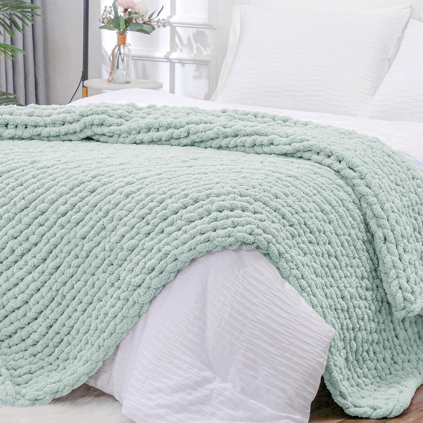 Bigacogo Chunky Knit Throw Blanket for Couch, Cozy Soft Design