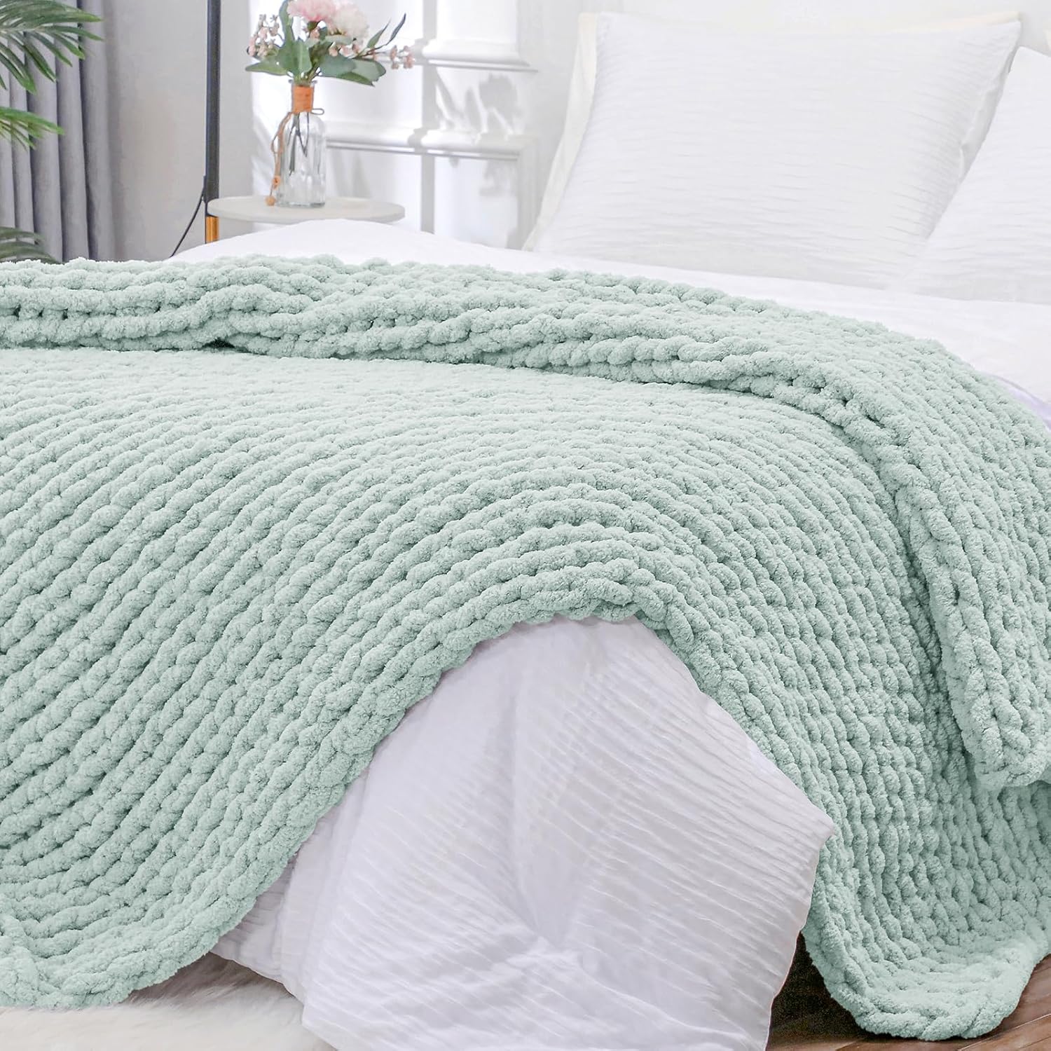 Bigacogo Chunky Knit Throw Blanket for Couch, Cozy Soft Design