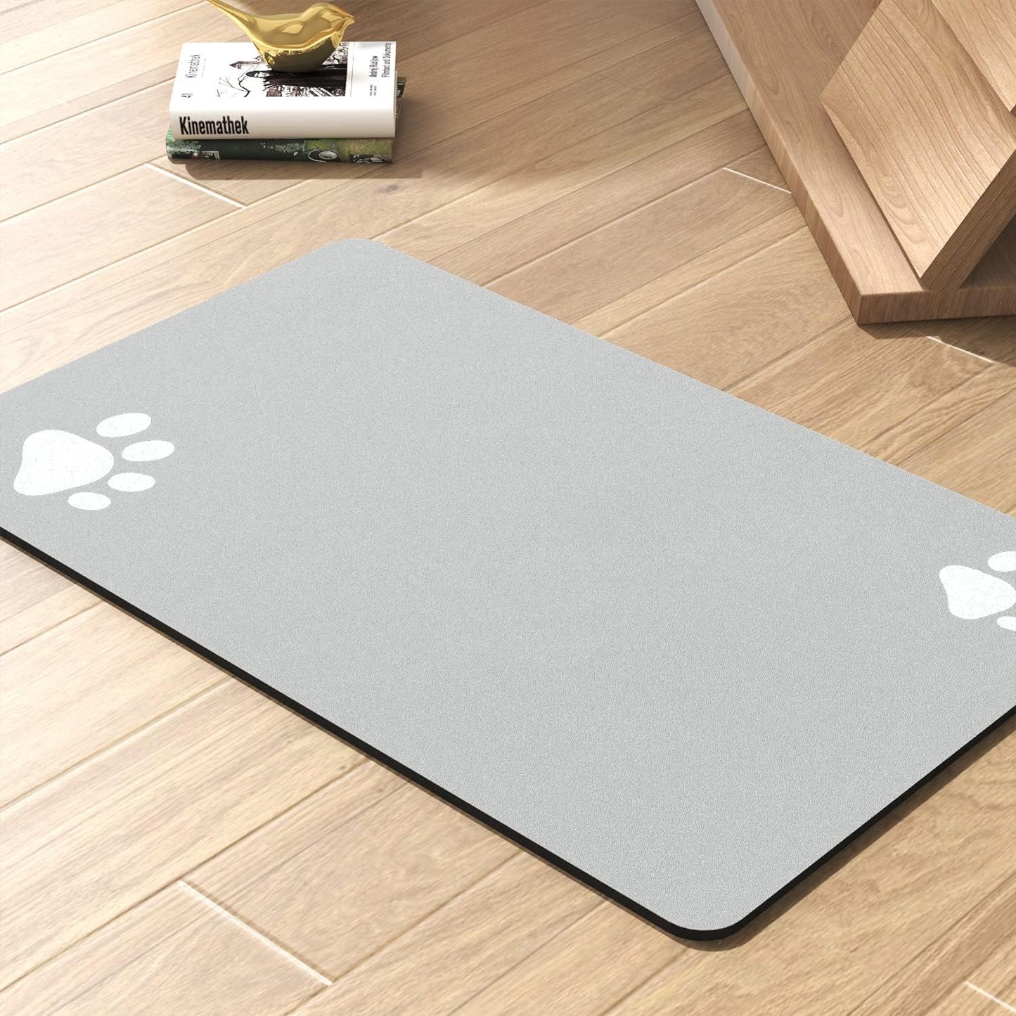 Super Absorbent Pet Feeding Mat for Messy Drinkers - Light Grey