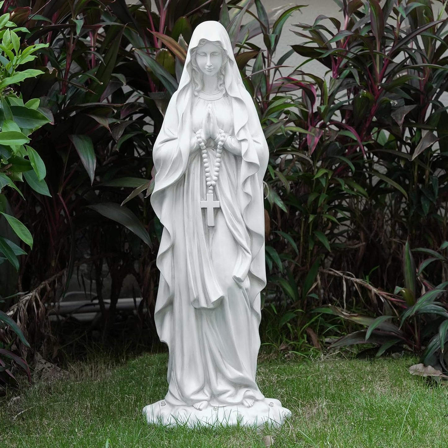 Virgin Mary Praying Statue 31.49 Inch Tall Outdoor Decor