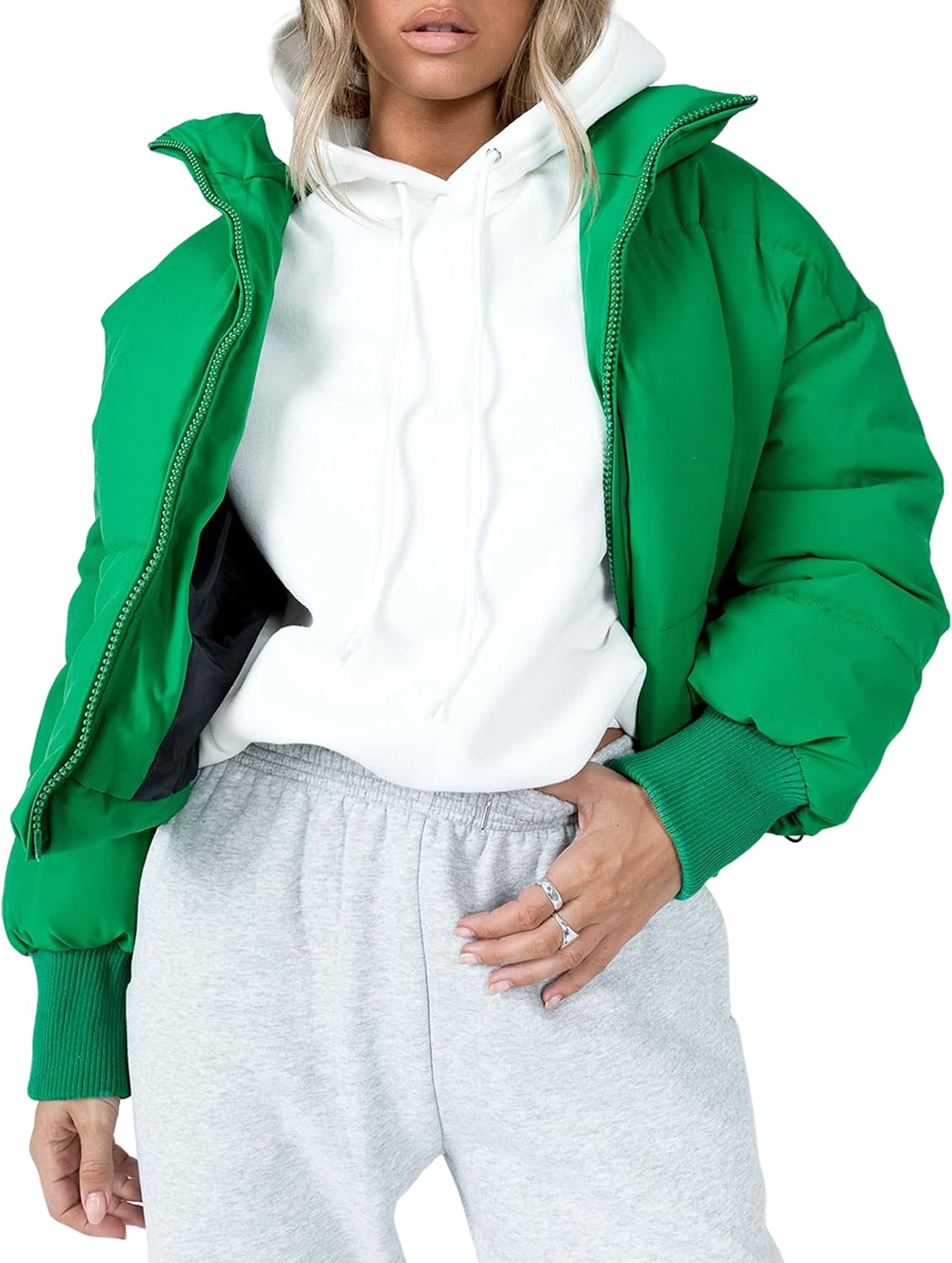 Lianlive Womens Cropped Puffer Jacket for Stylish Winter Wear