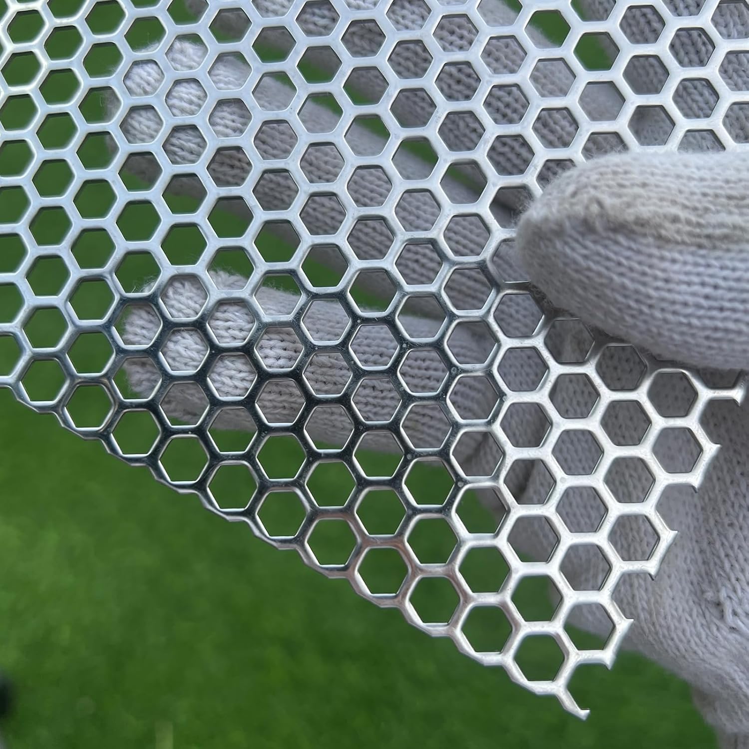 36x18 Perforated Metal Sheets for Decorative and Practical Uses