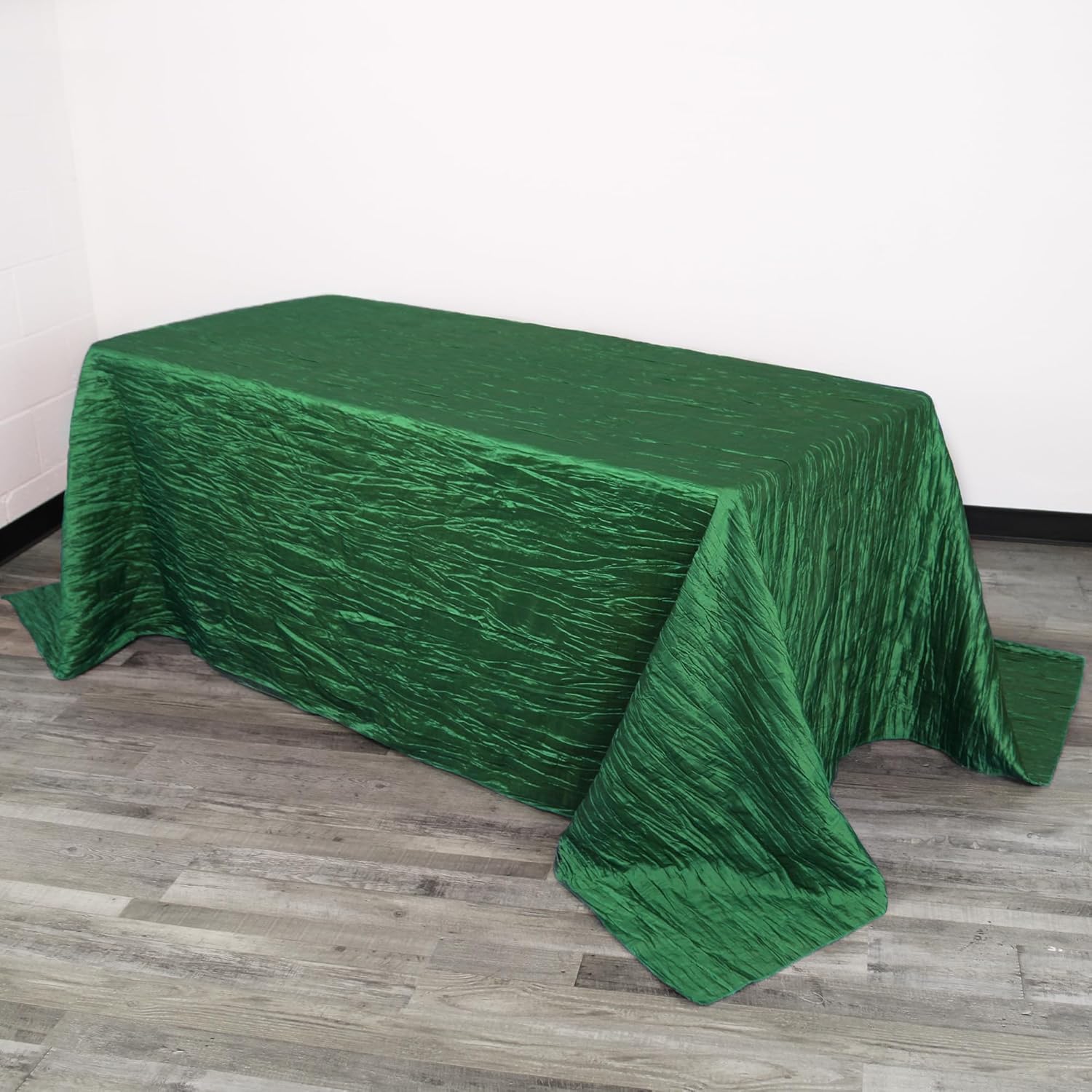 Elegant 90 x 156 inch Hunter Green Crinkle Taffeta Tablecloth