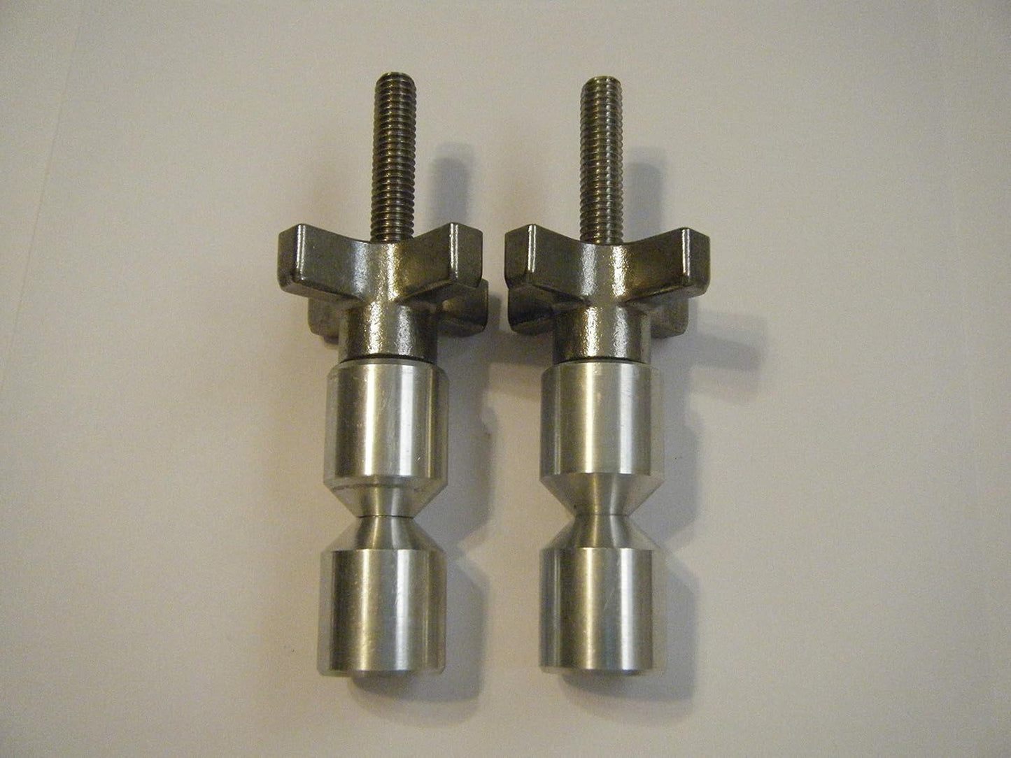 Davis 1in Aluminium Two Hole Pin with Quick Knobs for Easy Use