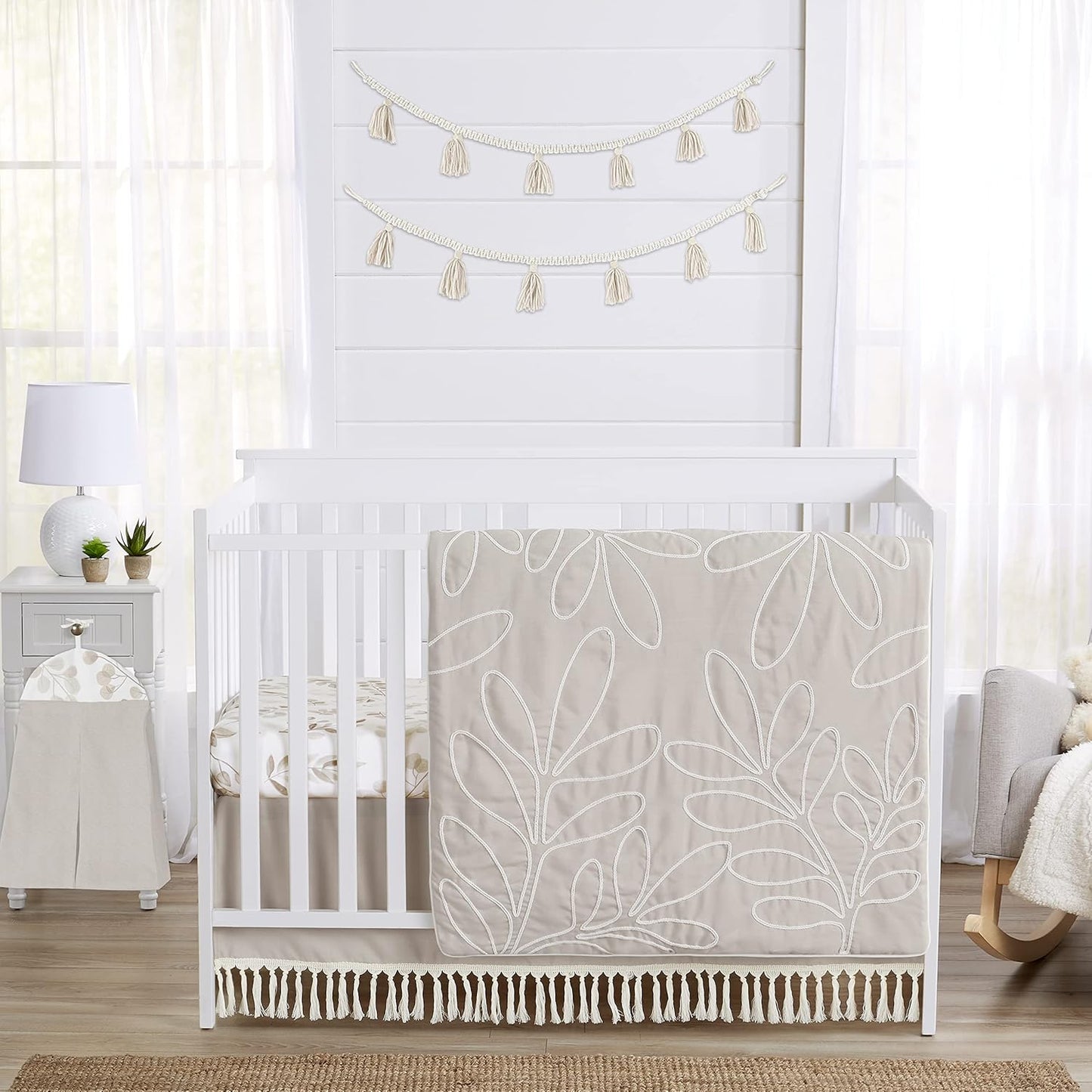 Woodland Boho Leaf 4-Piece Baby Crib Bedding Set for Girls