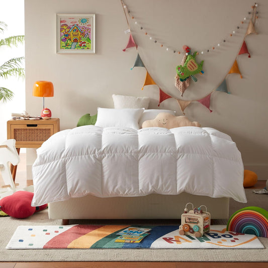 Three Geese Toddler Comforter Baby Down Blanket for All Seasons
