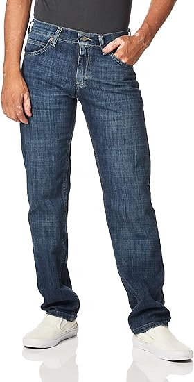 Lee Men's Regular Fit Straight Leg Jean for Everyday Comfort