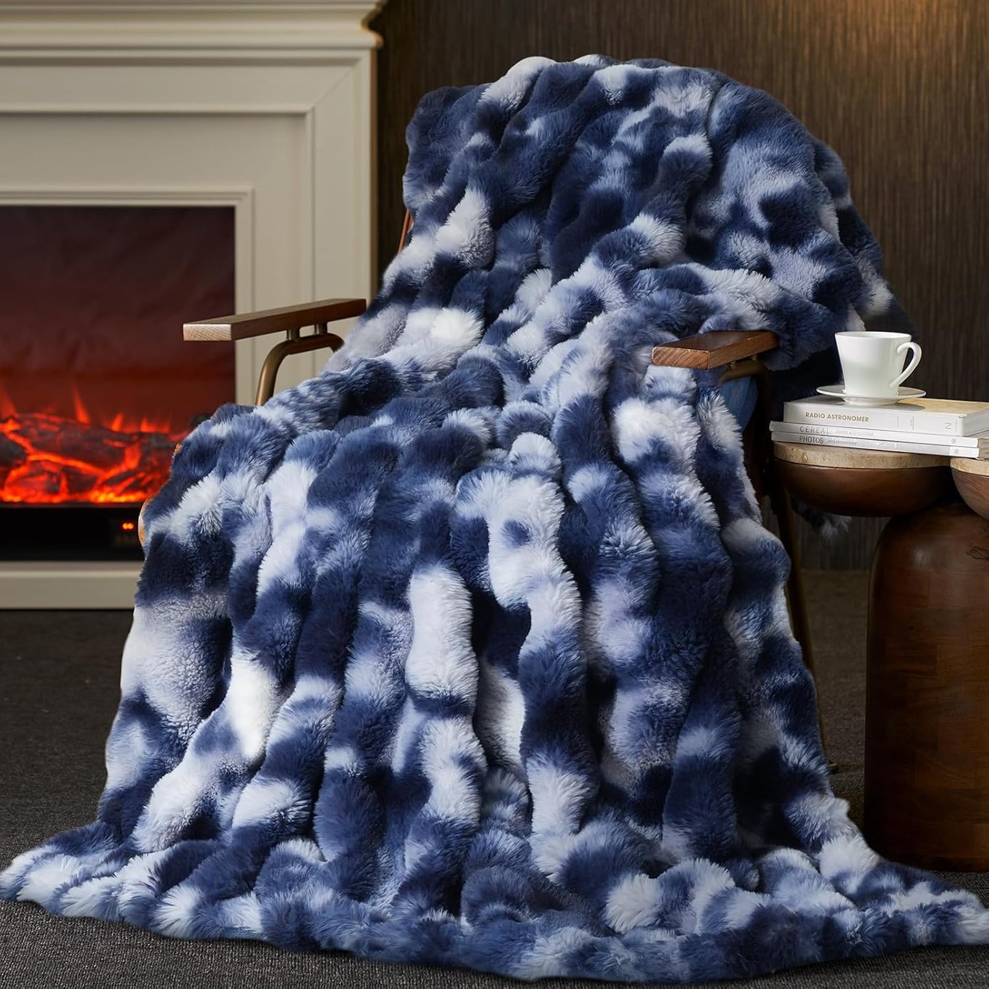 Faux Fur Throw Blanket - Ultra Soft Plush Bubble Design 60x80