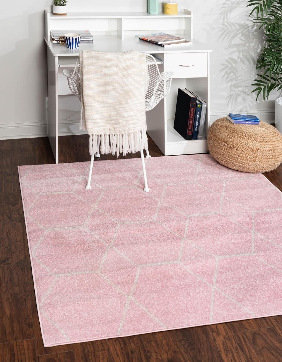 Unique Loom Trellis Frieze Collection Area Rug - Geometric Design