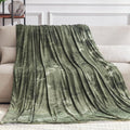 Tie Dye Cooling Throw Blanket 60ft x 90ft - Ultra Cool Q-max >0.5