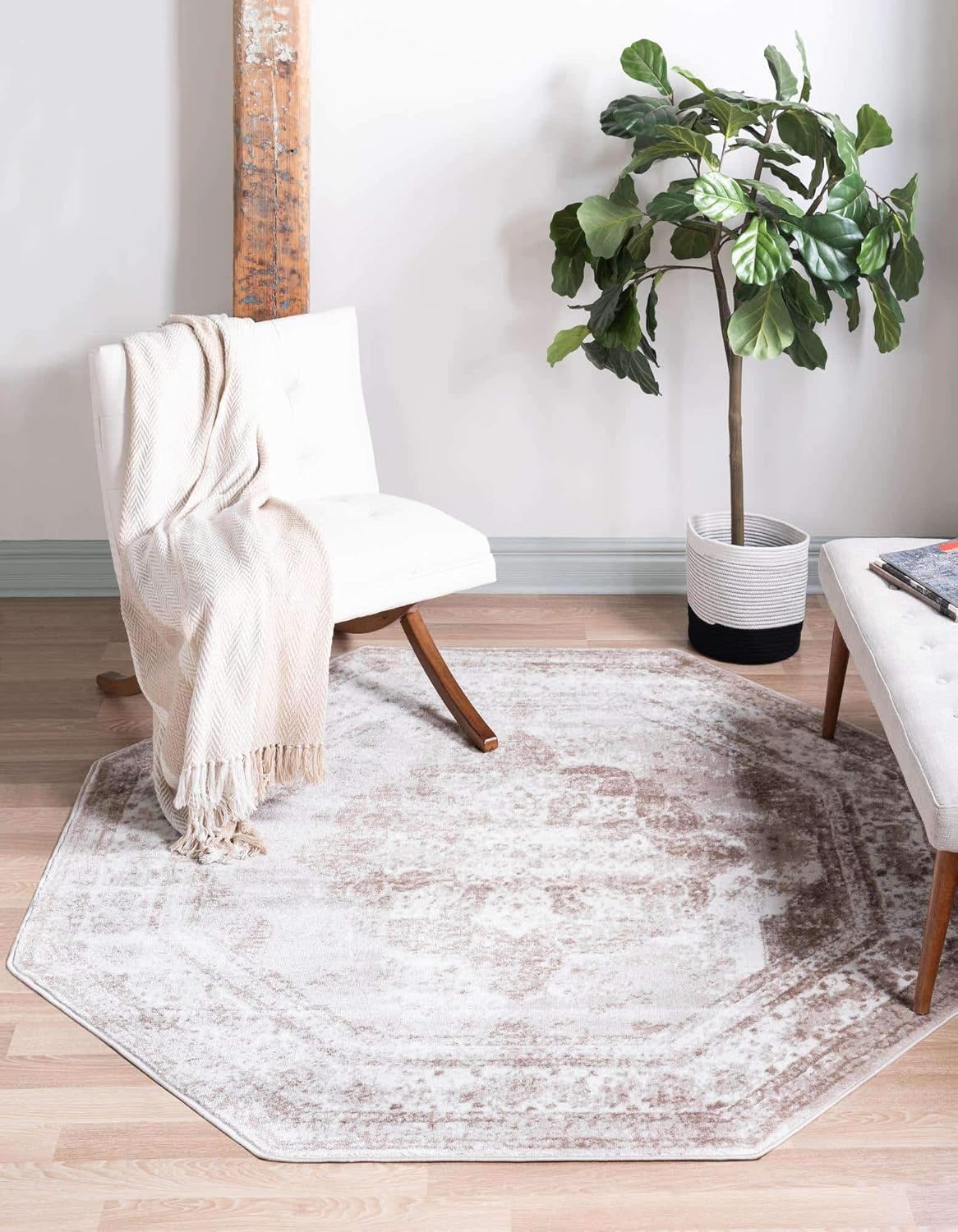 Unique Loom Sofia Collection Area Rug - Elegant Octagon Design