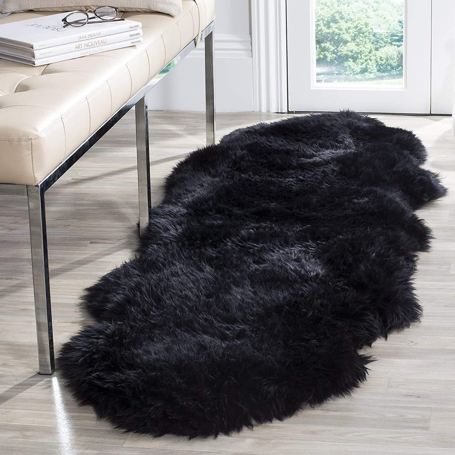 HUAHOO Premium Genuine Sheepskin Rug for Luxurious Comfort